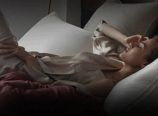 How Does Silk Pajamas Keep Warm Or Cool?