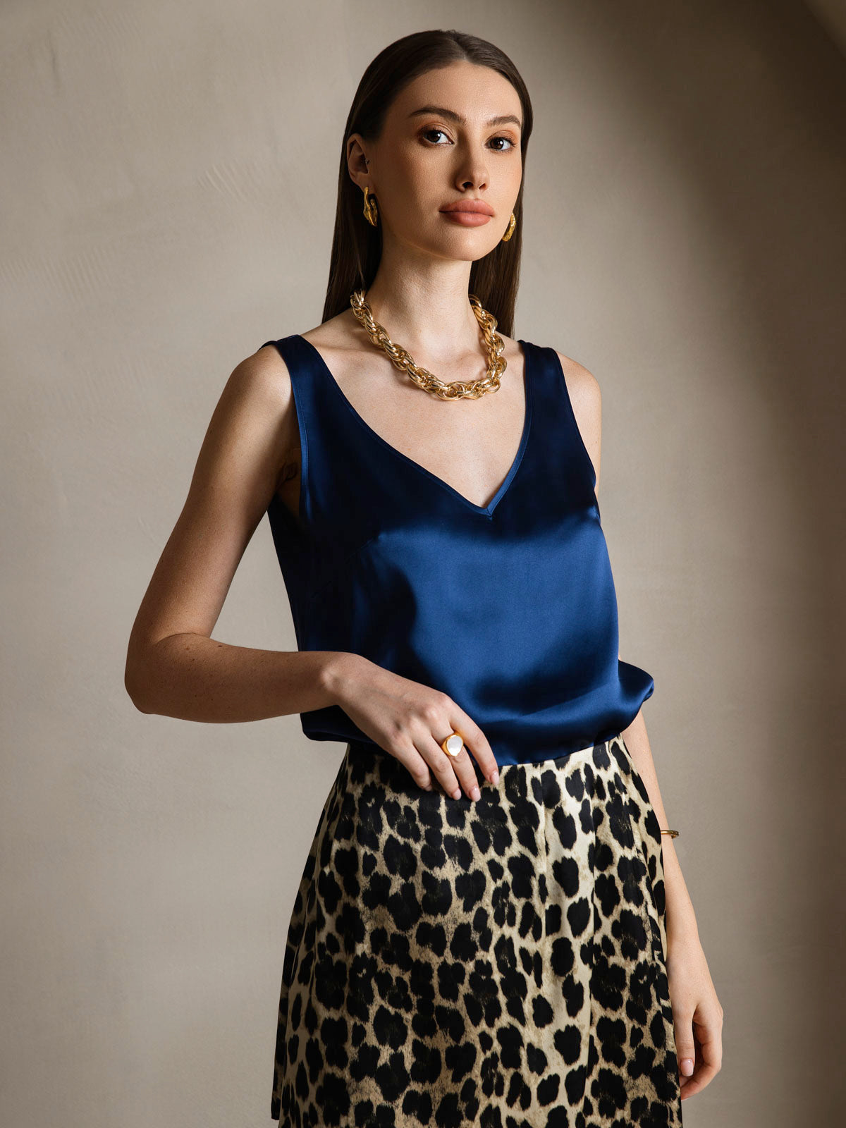 [Dark Blue] SilkSilky-AU 19Momme Silk V Neck Camisole 003