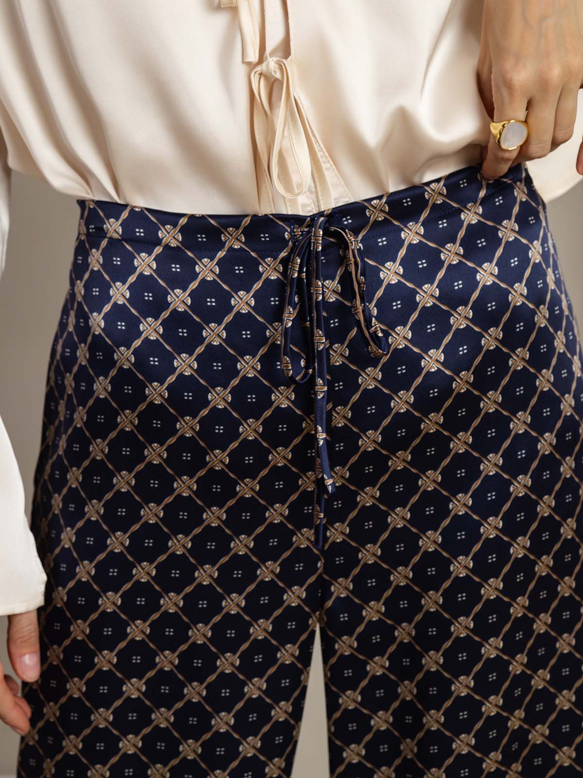 [Navy Chain] SilkSilky-AU 19Momme Silk Womens Pants 005