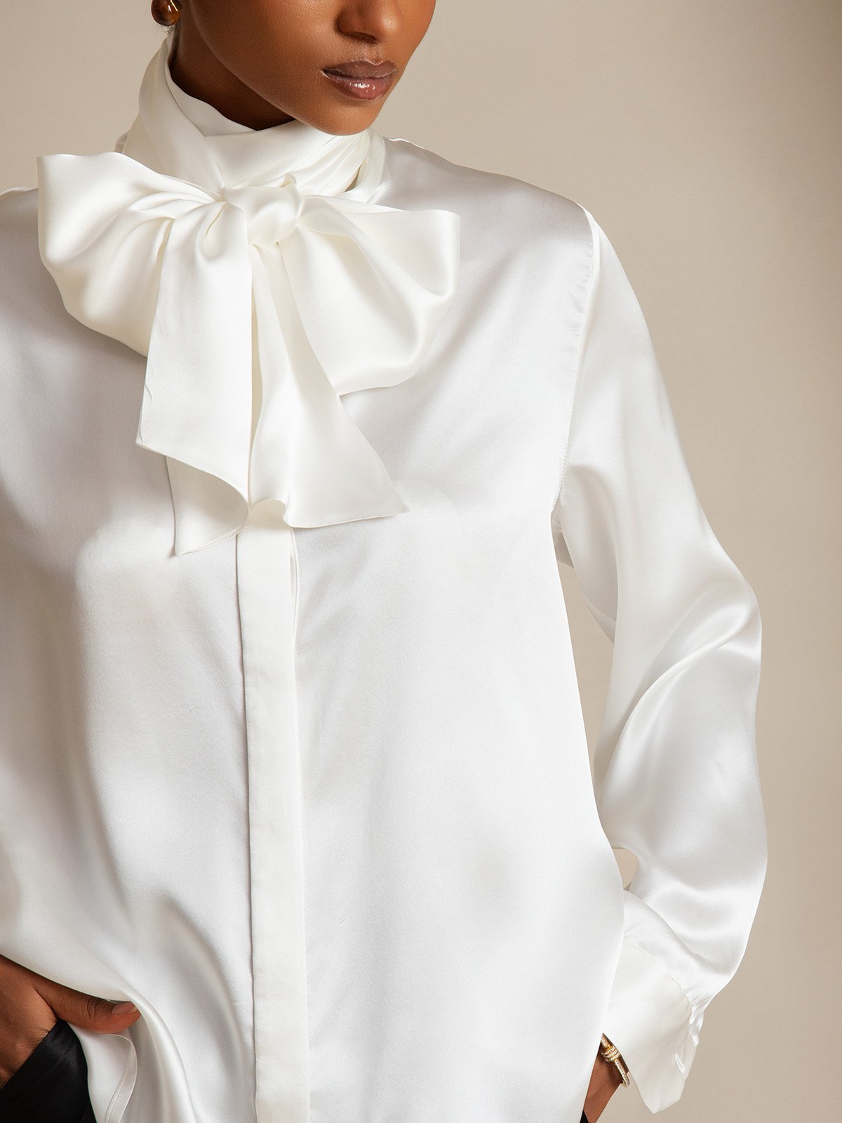 [White] SilkSilky-AU 19Momme Silk High Neck Women's Shirt 003