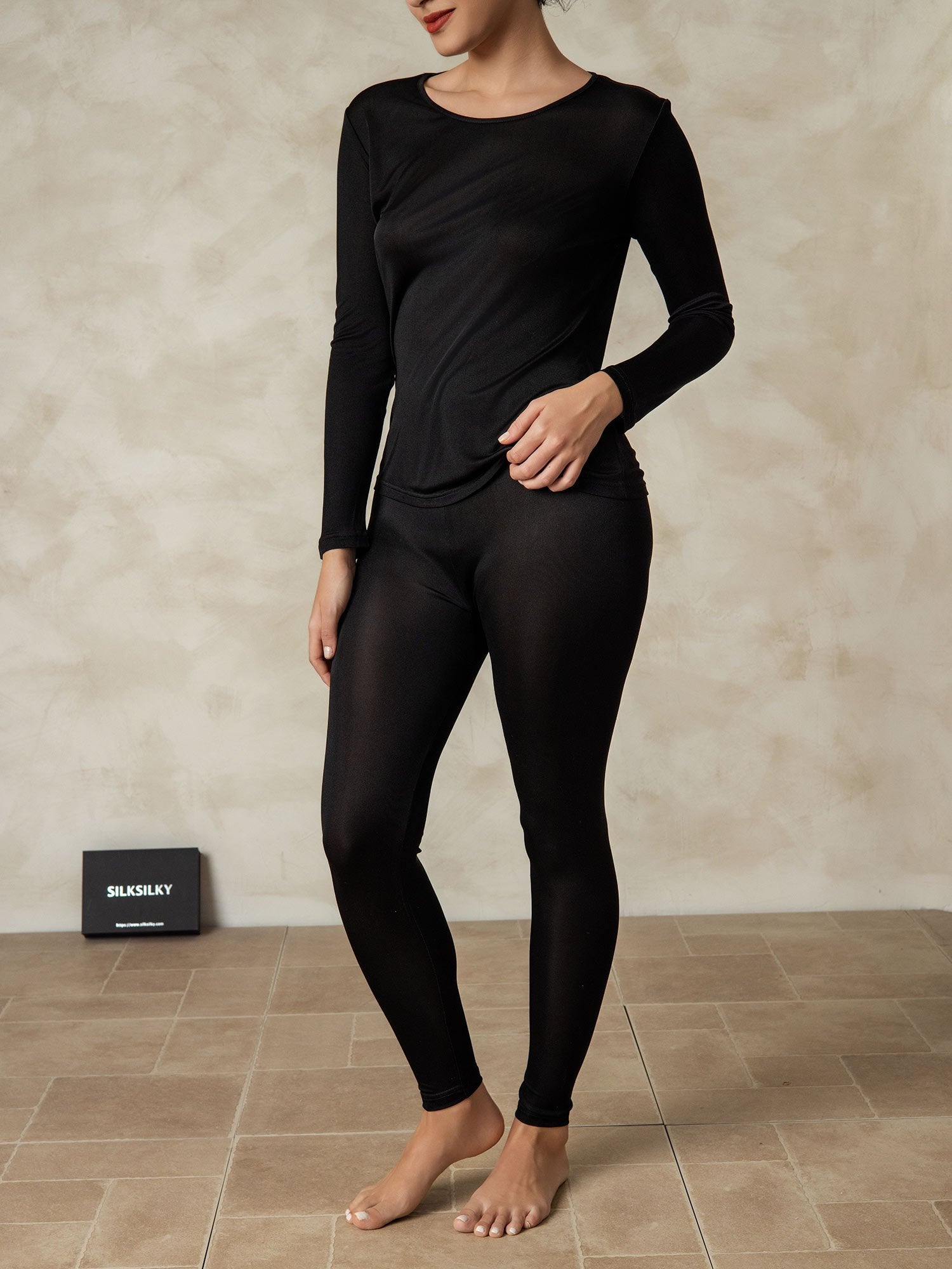 [Black] SilkSilky-AU Silk Knitted Round Neck Women's Pyjamas 004