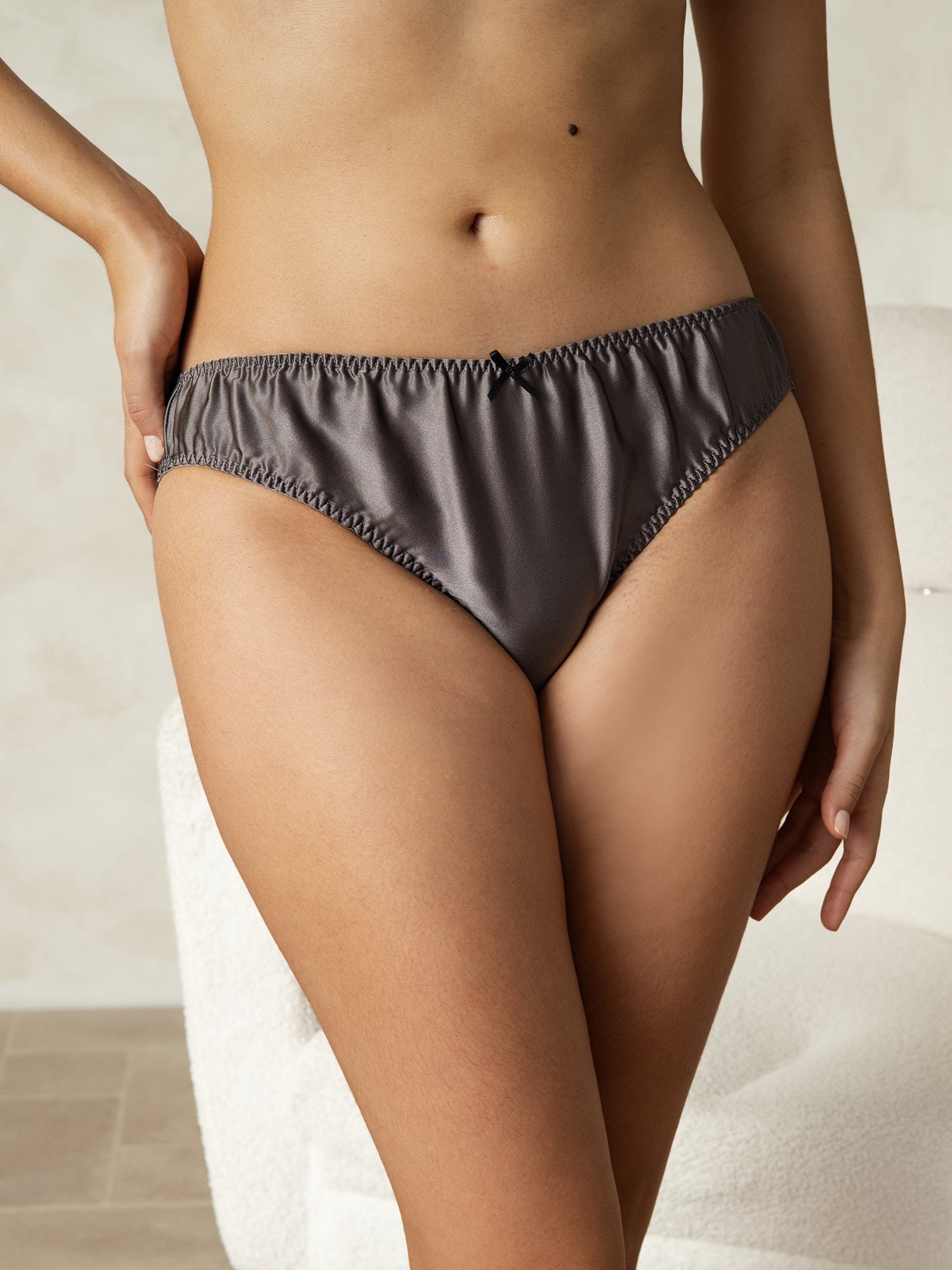 [Gray] SilkSilky-AU Pure Silk Panty 004