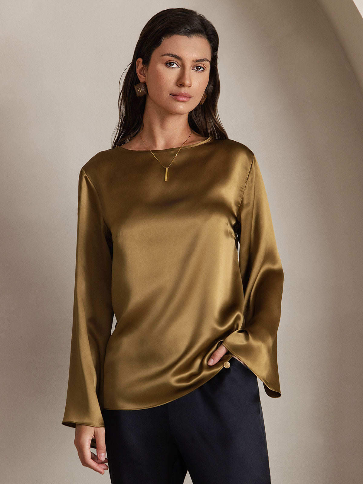 SilkSilky-AU 19Momme Silk Long Sleeve Round Neck Women's T-Shirt Brown 003