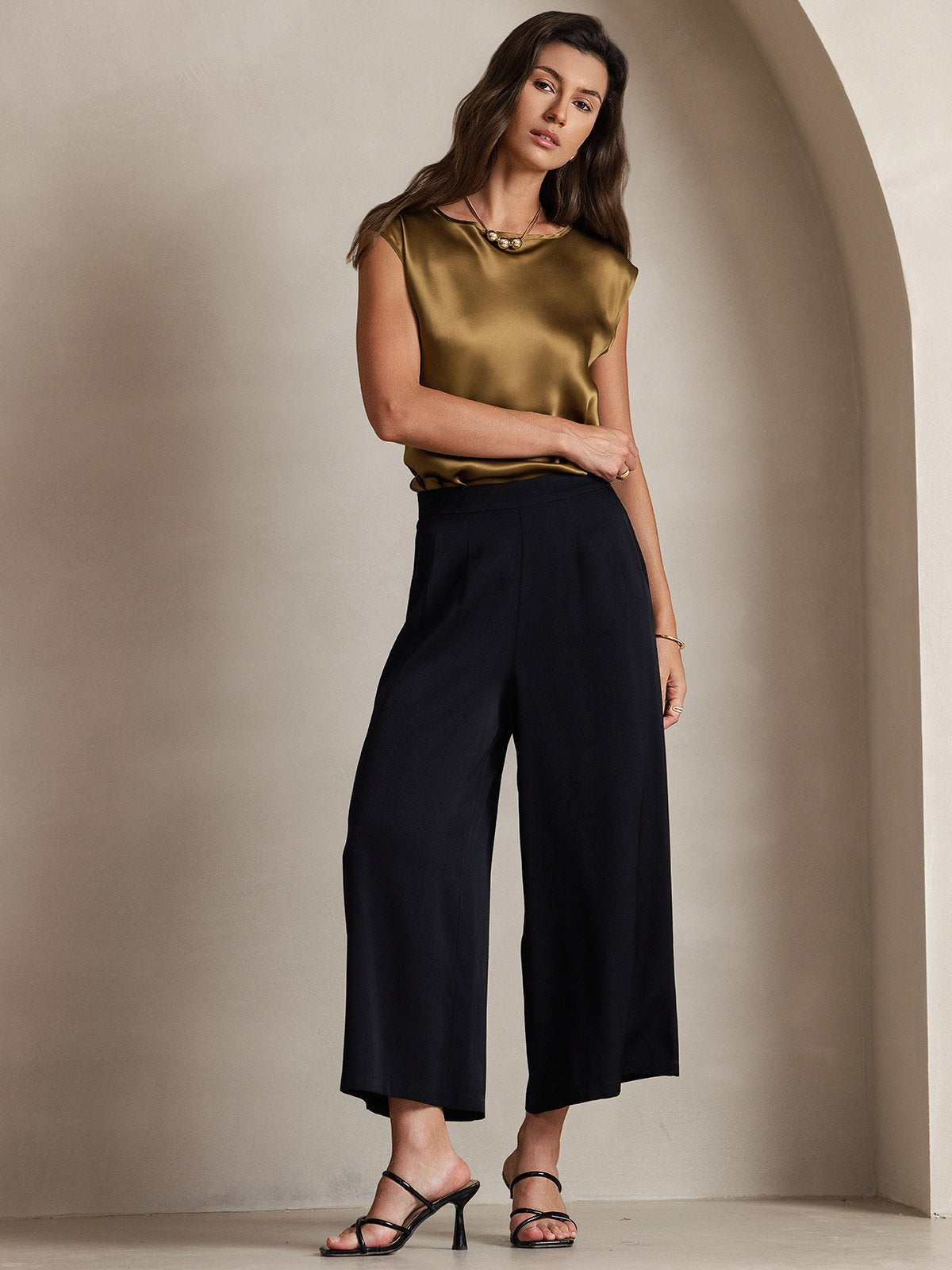 [Brown] SilkSilky-AU 19Momme Stretch Silk Charmeuse Cap Sleeve Round Neck Women's T-Shirt 006