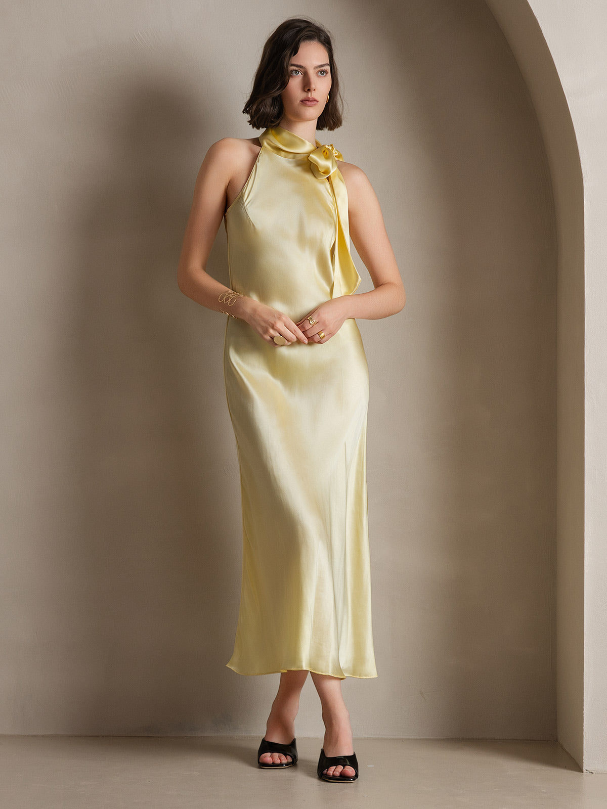 [Light Yellow] SilkSilky-AU 19Momme Silk Sleeveless Tie Neck Dress 003