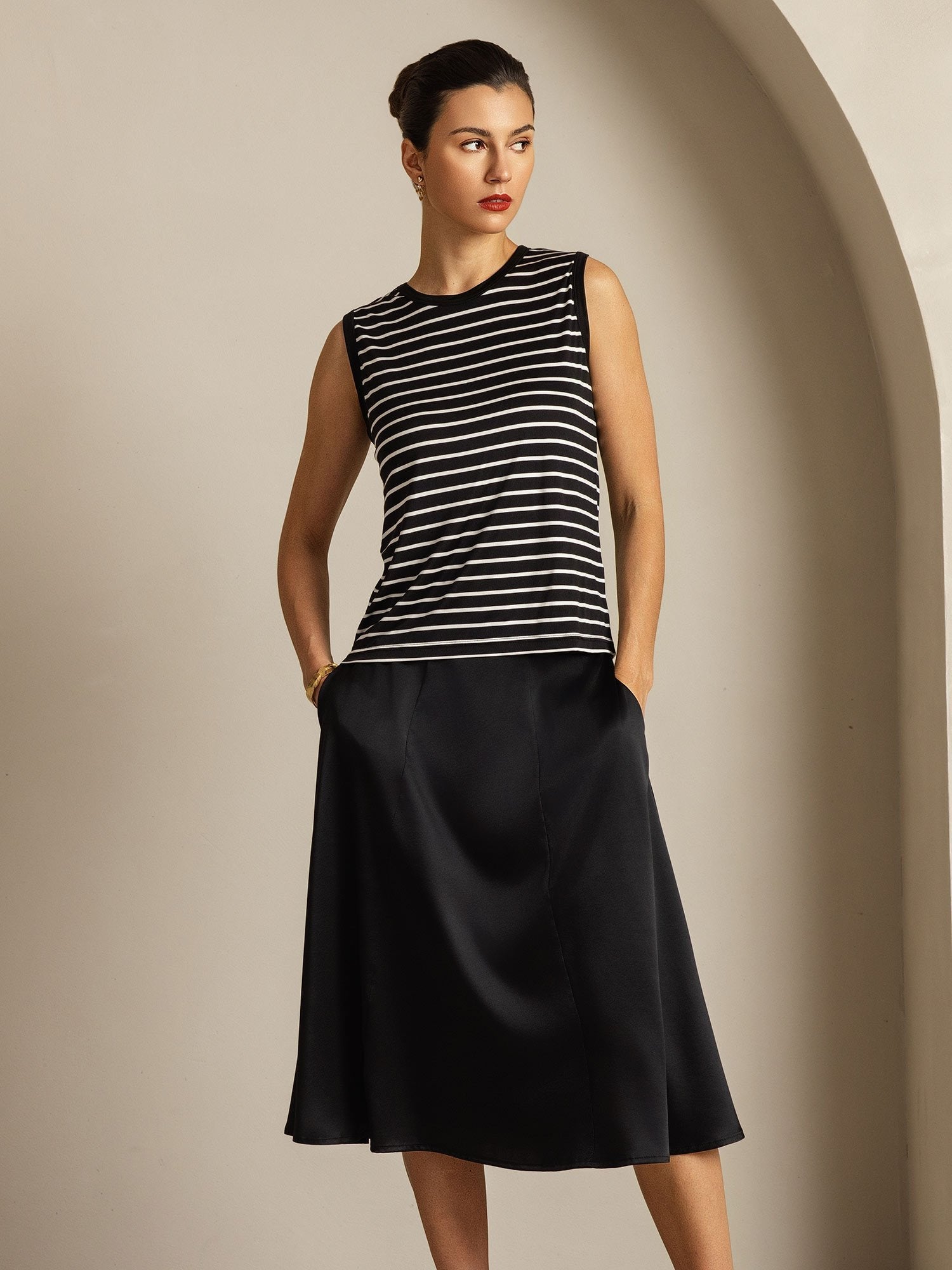 [Black Stripe] SilkSilky-AU Pure Silk Sleeveless Round Neck Camisole 006