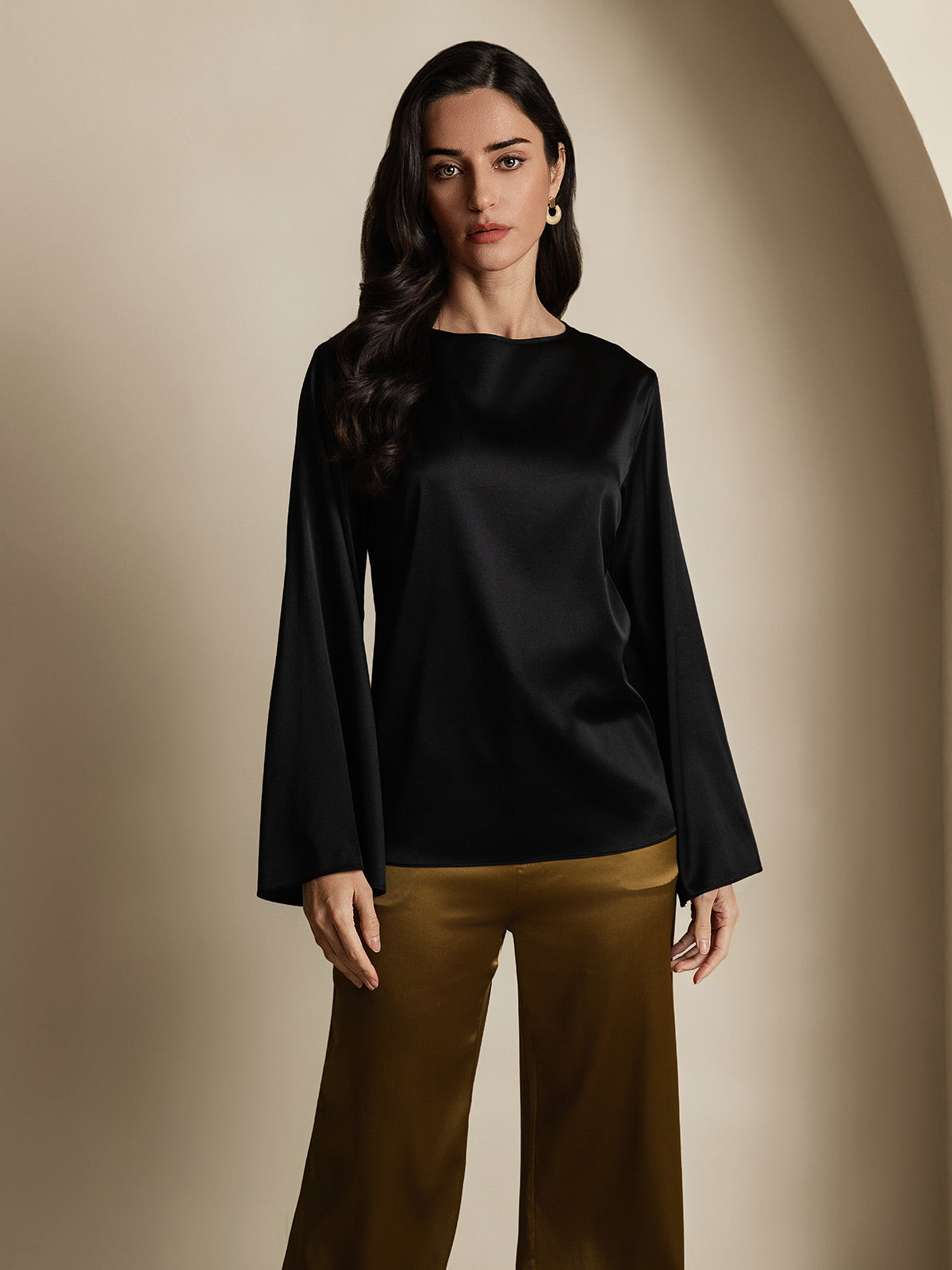 [Black] SilkSilky-AU 19Momme Silk Round Neck Women's T-Shirt 003
