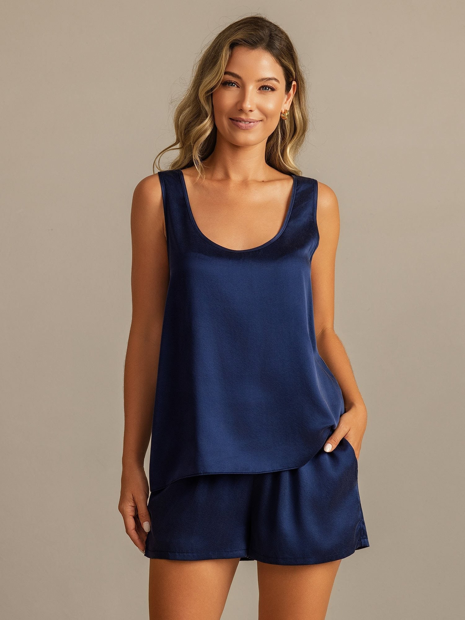 [DarkBlue] SilkSilky-AU 19Momme Washable Silk U Neck Women's Pyjamas 001