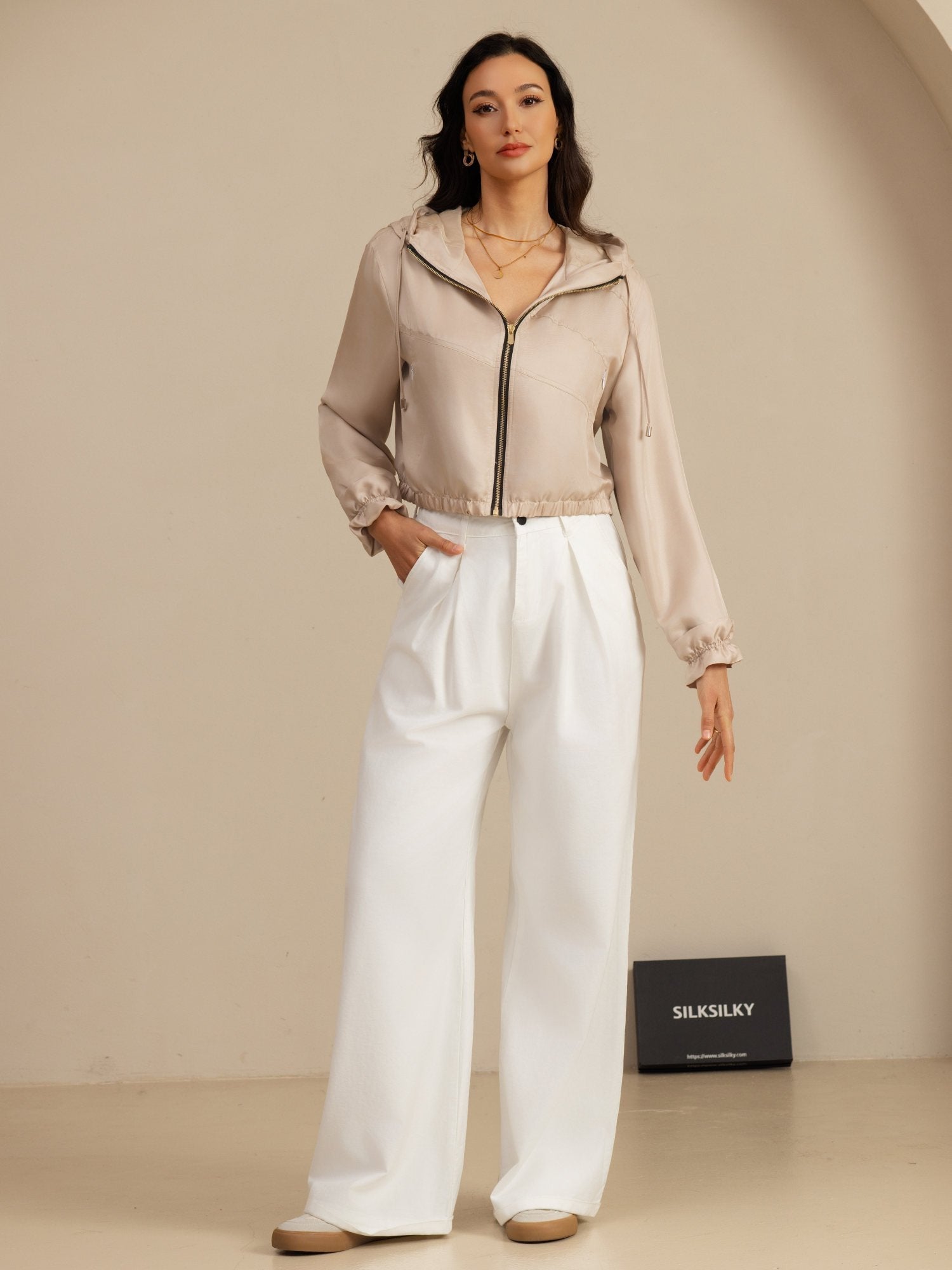 [Tan] SilkSilky-AU 18Momme Silk Satin Surah Long Sleeve High Neck Women's Outerwear 008