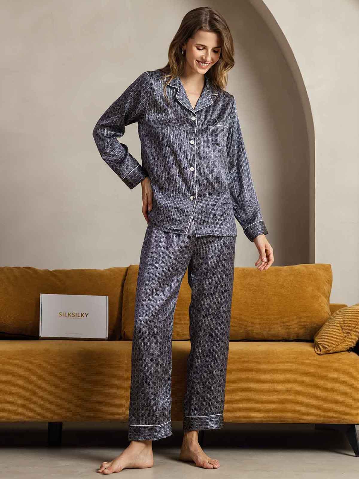 [Navy Ginkgo] SilkSilky-AU Pure Silk Womens Pajamas 004