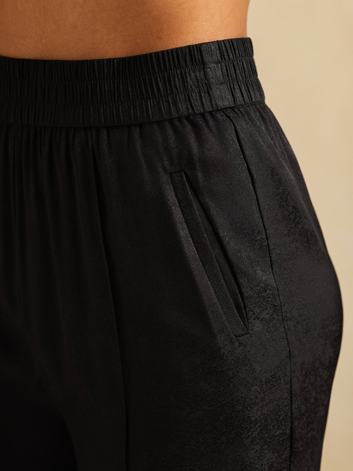 [Black] SilkSilky-AU 22Momme Silk Womens Pants 004