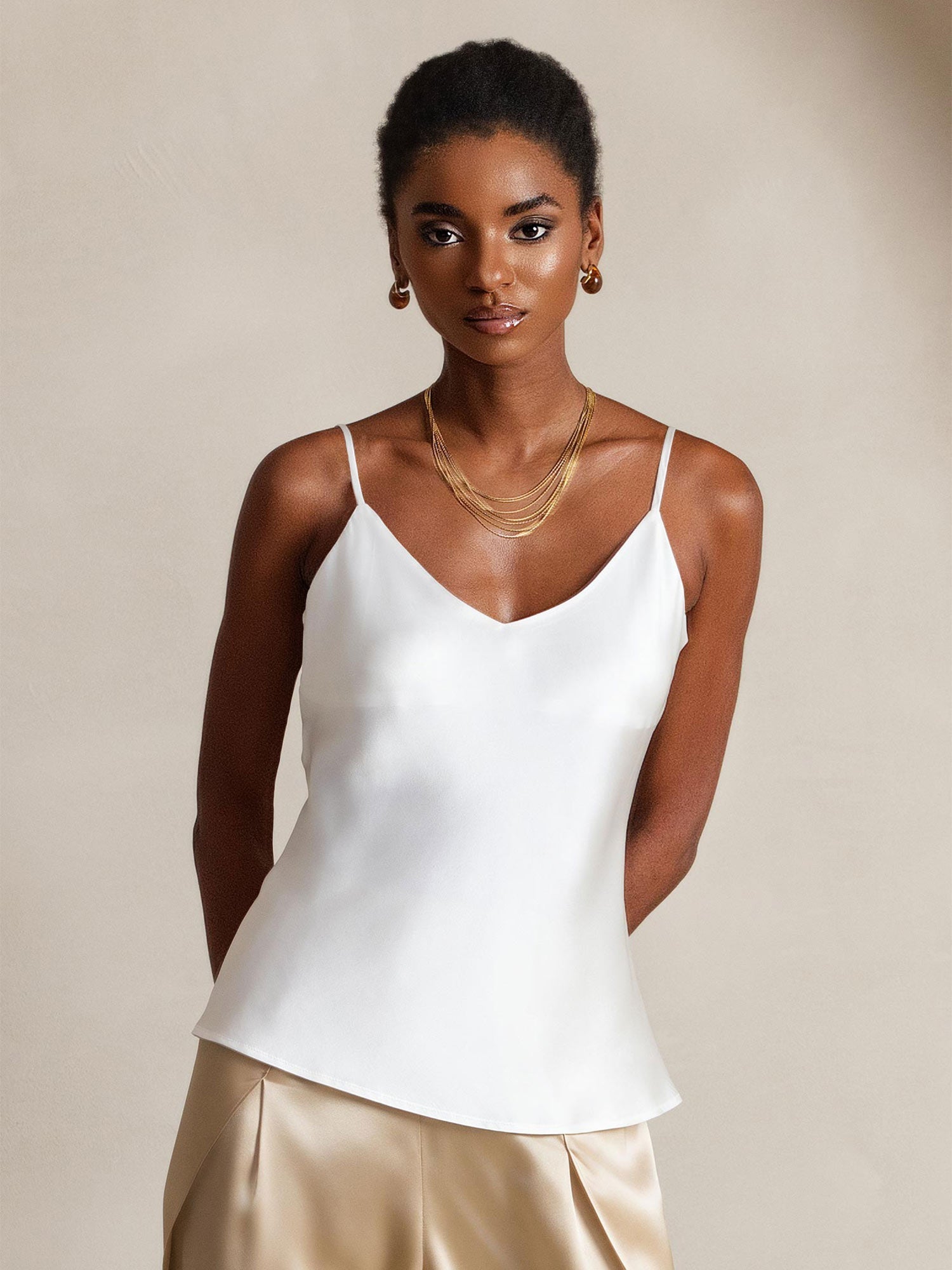 [White] SilkSilky-AU Spaghetti Strap V Neck Camisole 001