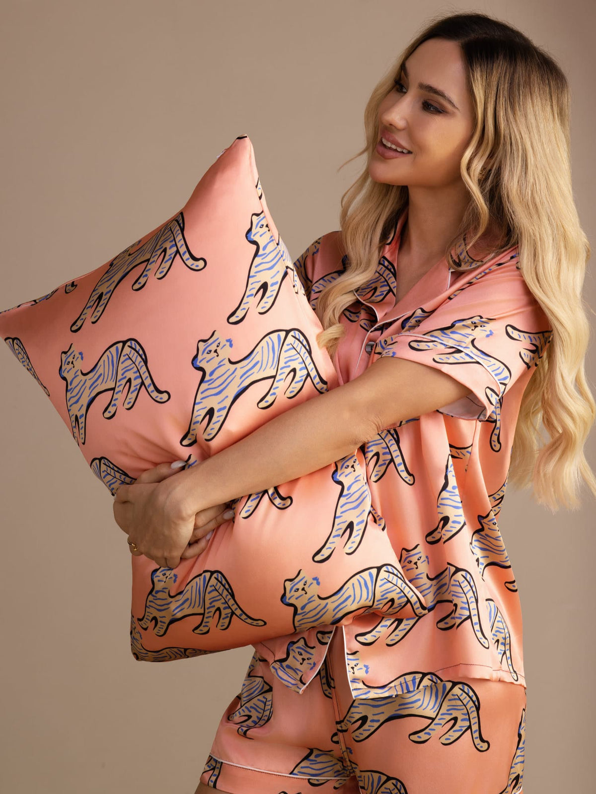 [Pink Cat] SilkSilky-AU Pillowcase 002