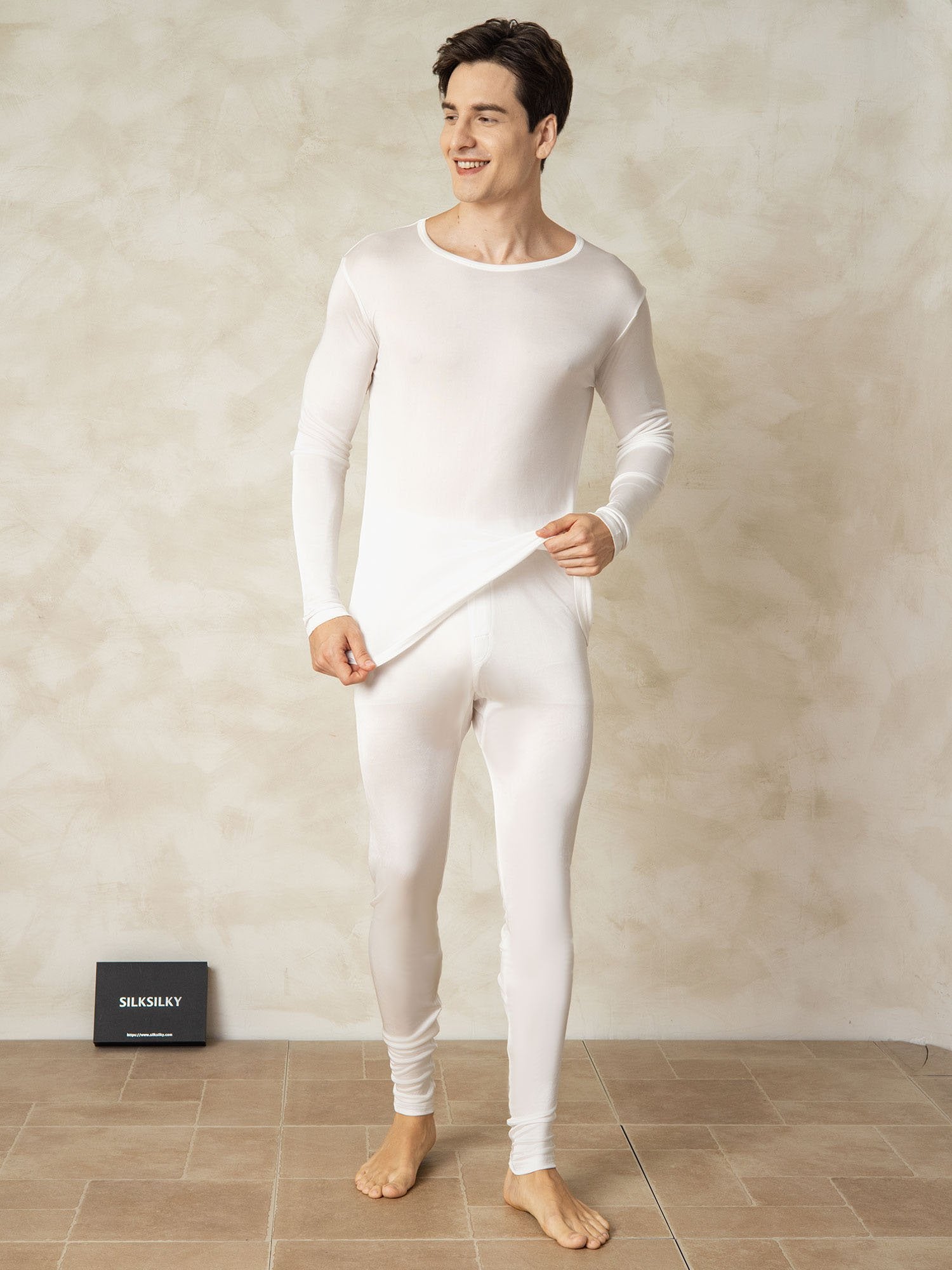 [White] SilkSilky-AU Silk Knitted Round Neck Men's Pyjamas 003