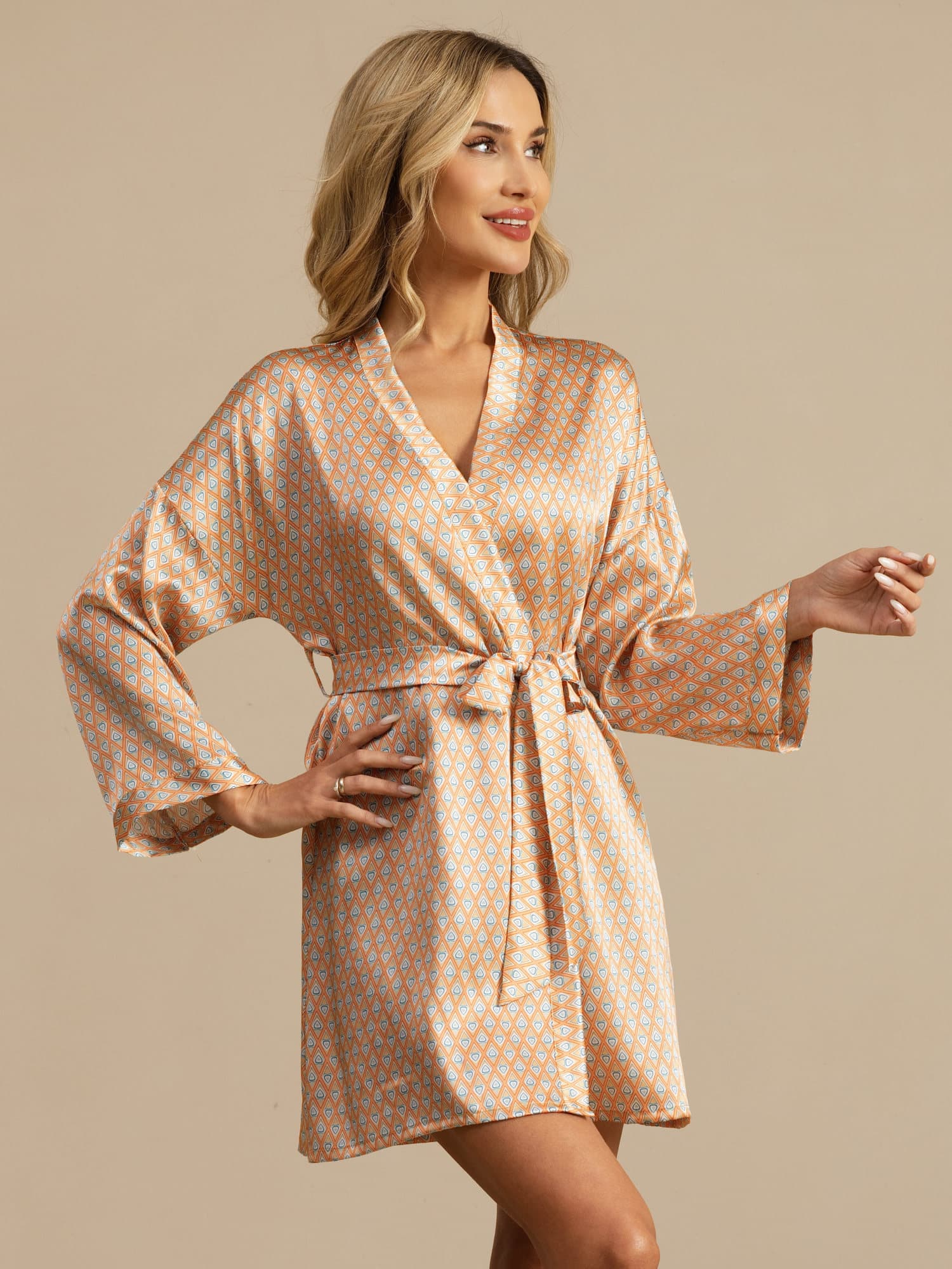 [Yellow Heart Geo] SilkSilky-AU Long Sleeve Women's Dressing Gown 001