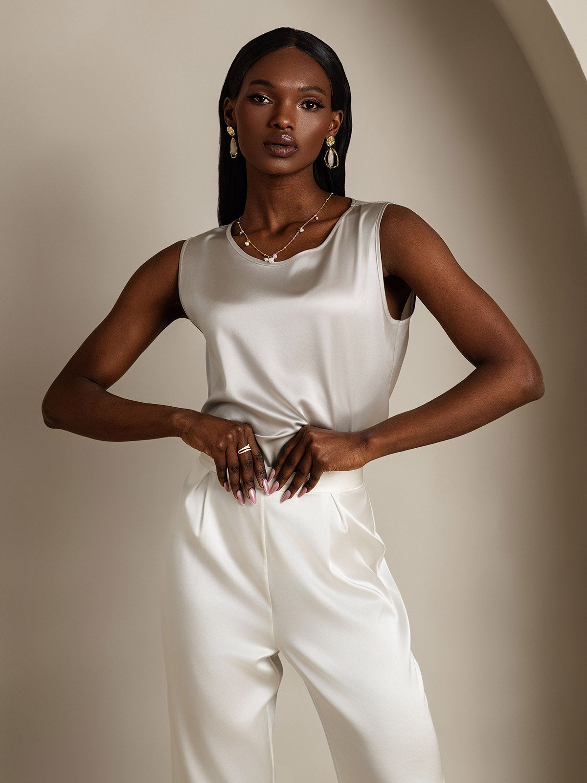 [Light Gray] SilkSilky-AU 19Momme Silk Round Neck Camisole 004