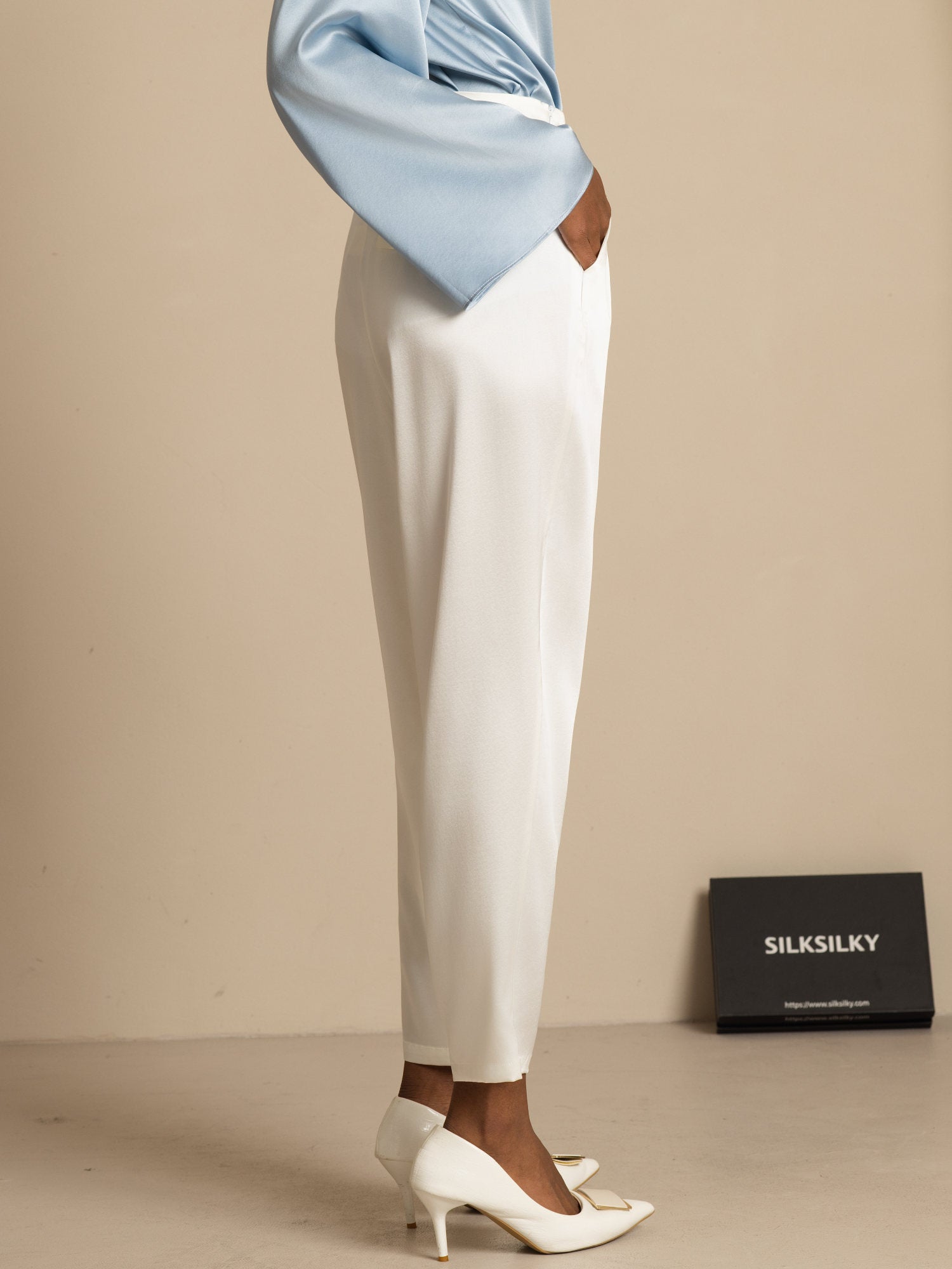 [White] SilkSilky-AU 19Momme Silk Womens Pants 003