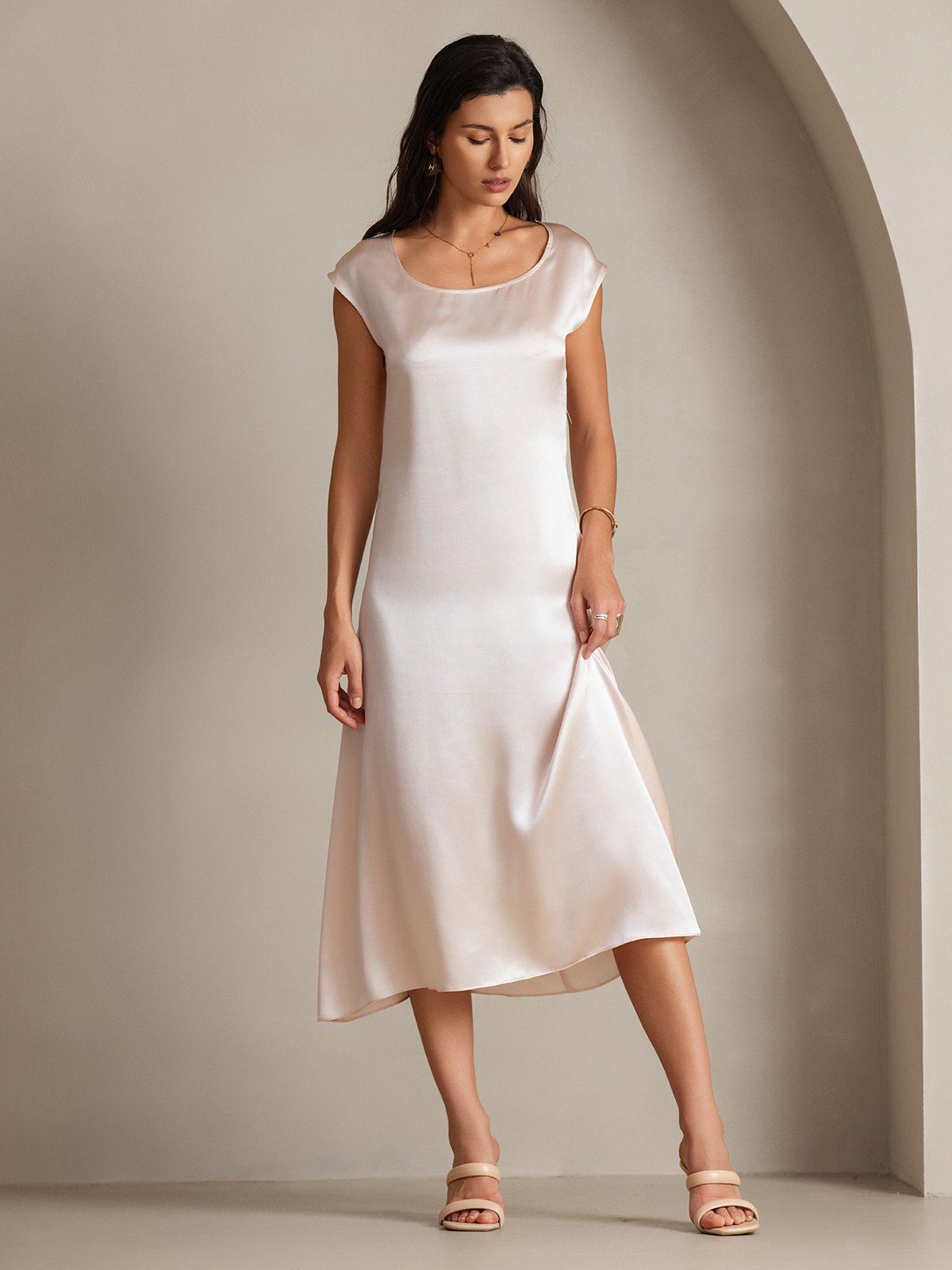 [Pink] SilkSilky-AU 19Momme Silk Sleeveless Round Neck Dress 002