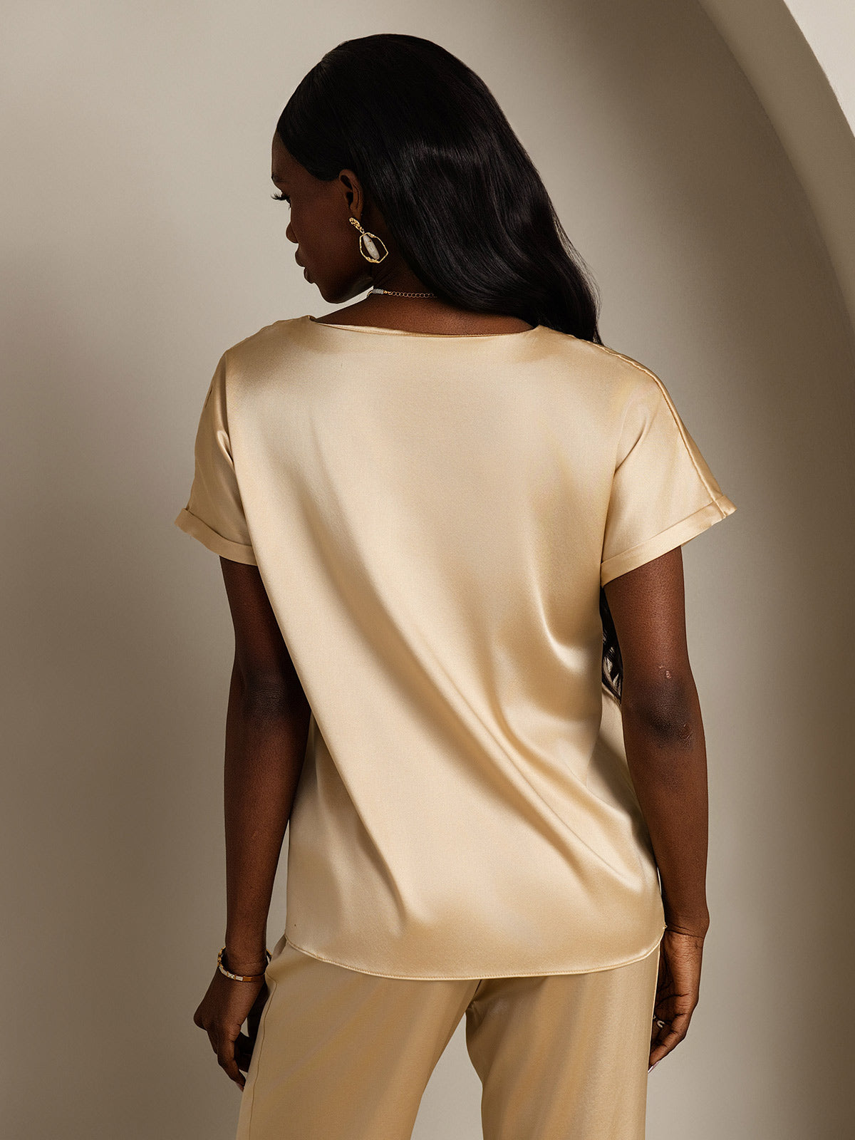 [Champagne] SilkSilky-AU 19Momme Silk Round Neck Women's T-Shirt 002,