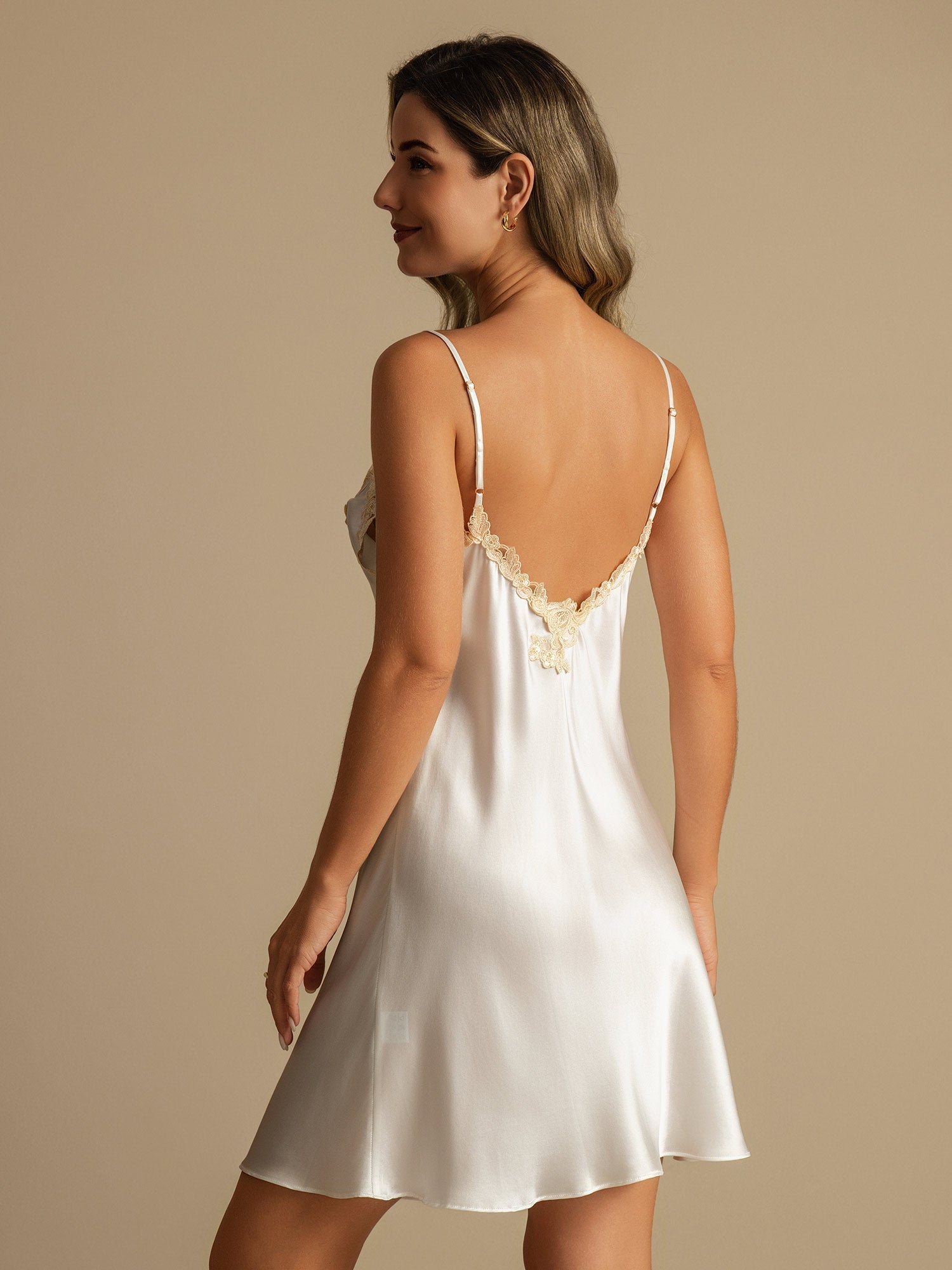 [White] SilkSilky-AU Pure Silk V Neck Nightgown 002,