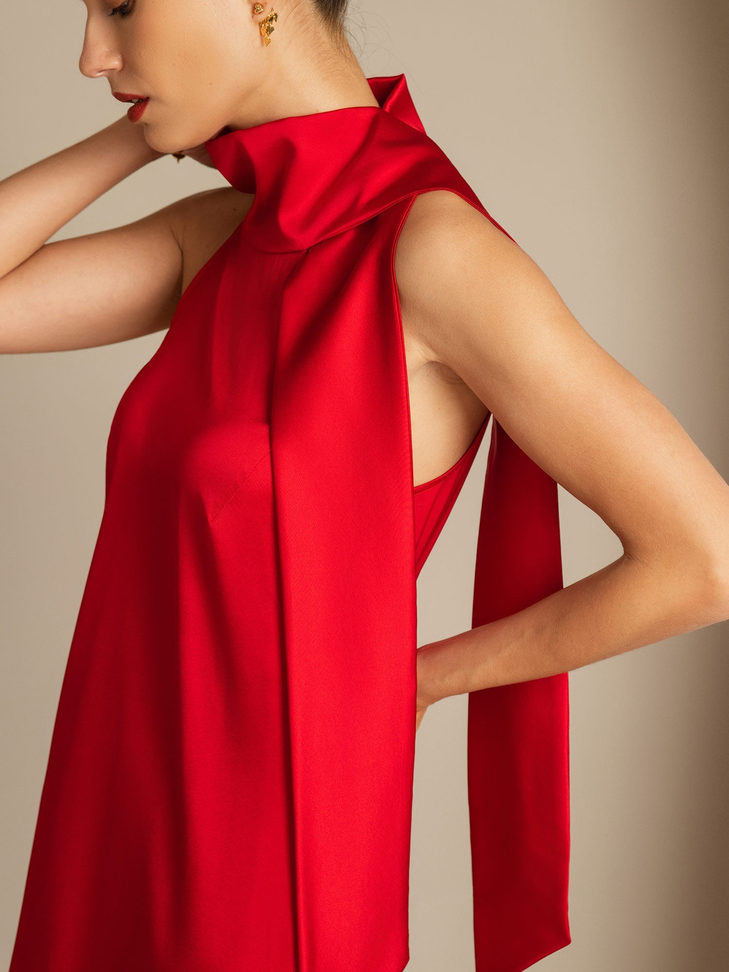 [Red] SilkSilky-AU 19Momme Silk Tie Neck Dress 005,
