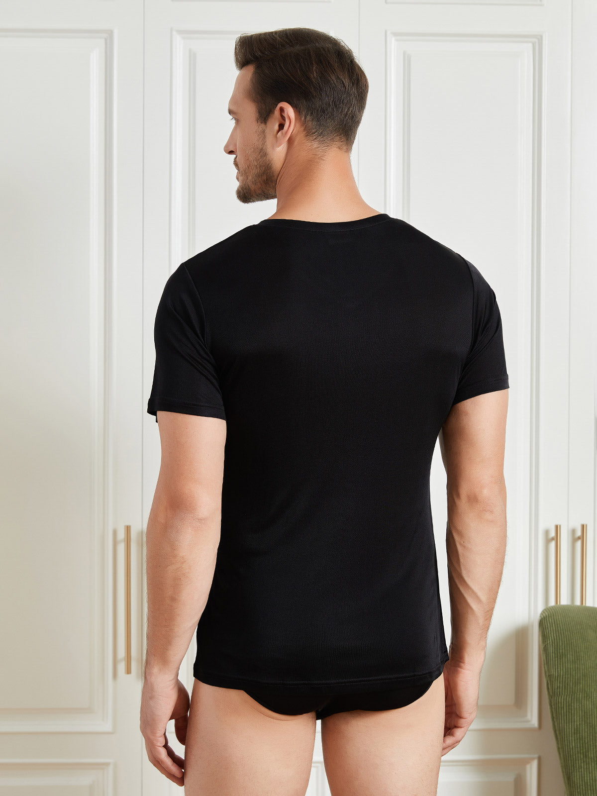 SilkSilky-AU Silk Knitted Short Sleeve V Neck Men's T-Shirt Black 002