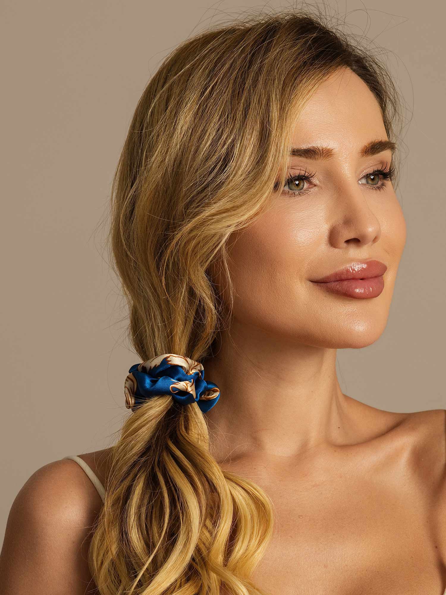 [Navy Dragon] SilkSilky-AU 19Momme Pure Silk Scrunchie 001,