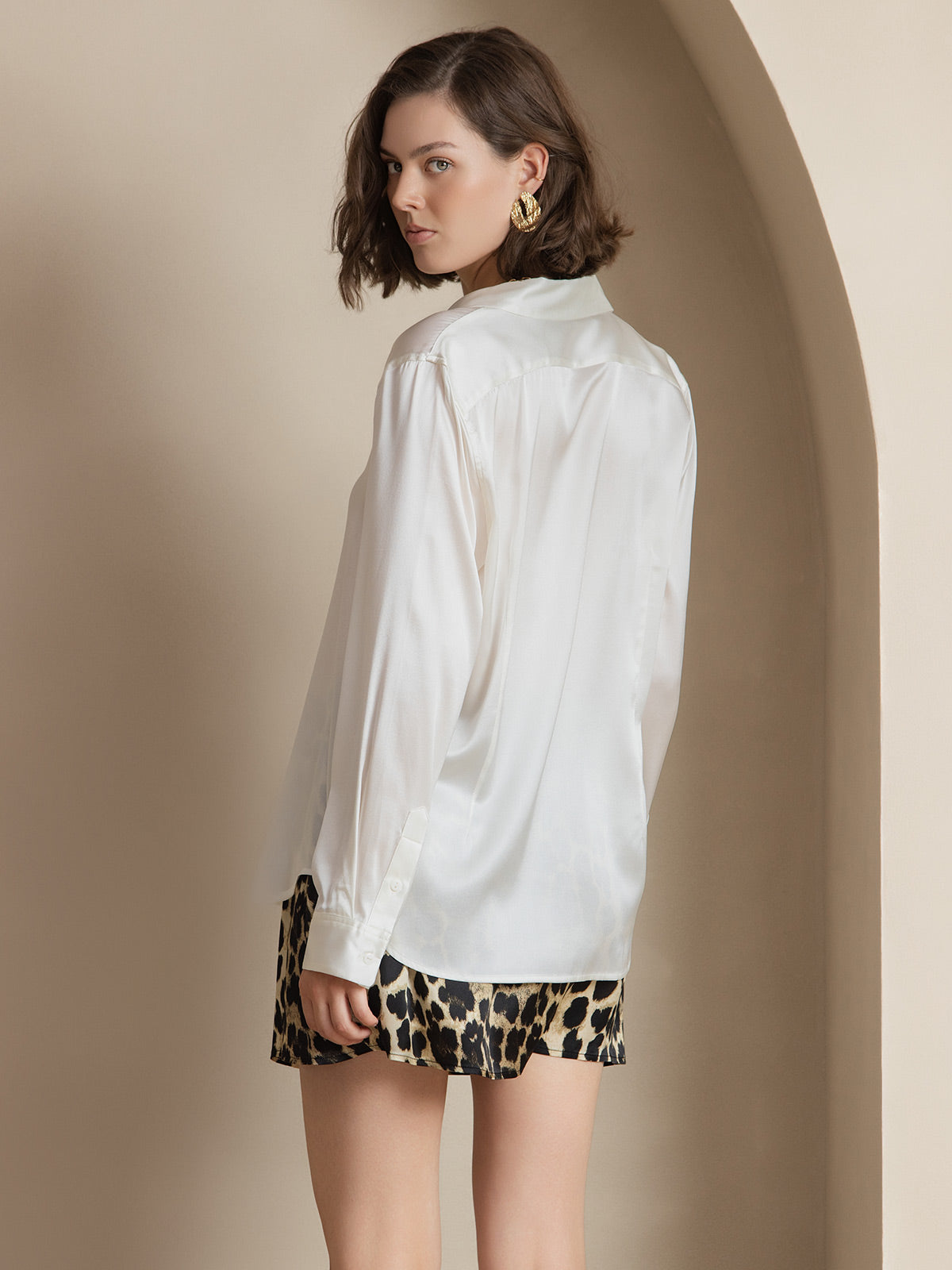 19Momme Silk Long Sleeve Lapel Collar Women's Shirt with Button Up Design