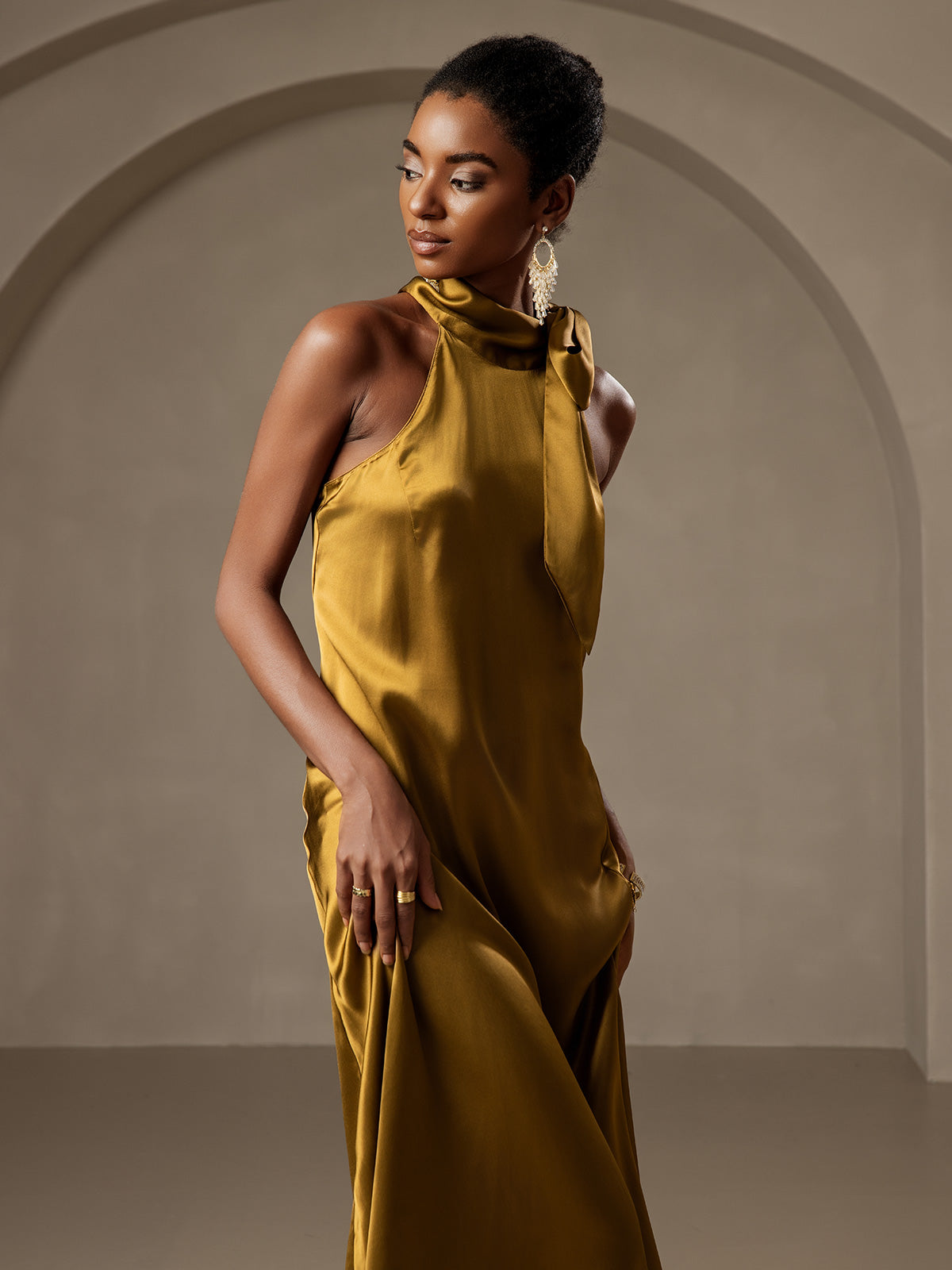 [Brown] SilkSilky-AU 19Momme Silk Sleeveless Tie Neck Dress 007