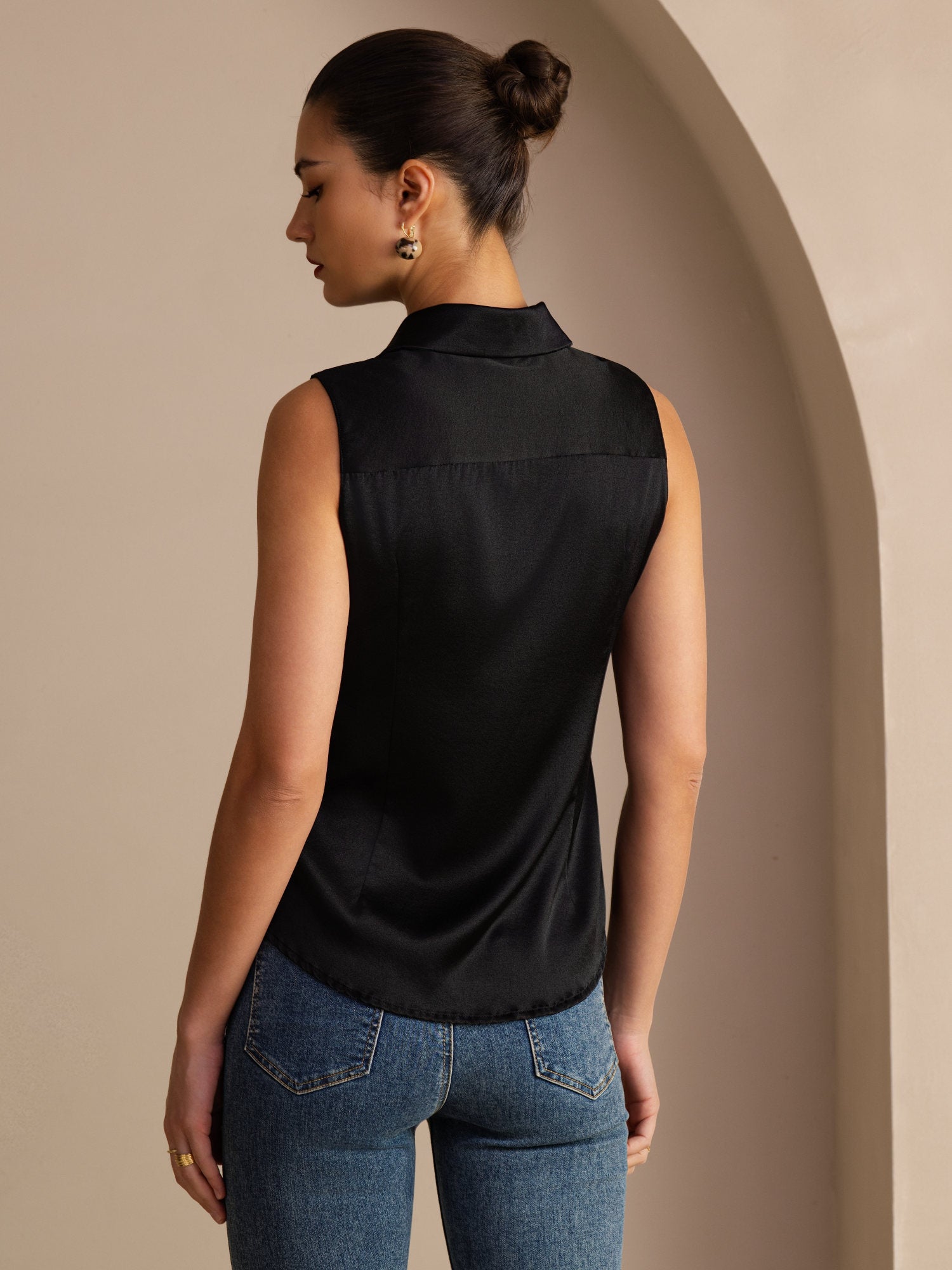 [Black] SilkSilky-AU Sleeveless Lapel Collar Women's Shirt 002