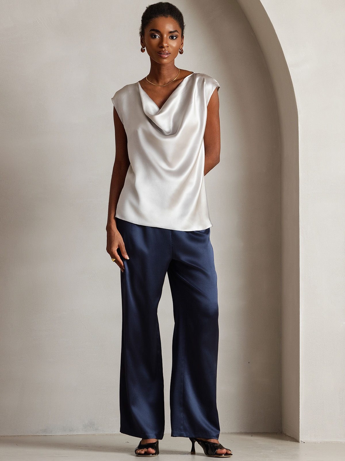 [Light Gray] SilkSilky-AU 19Momme Silk Sleeveless Cowl Neck Women's T-Shirt 001