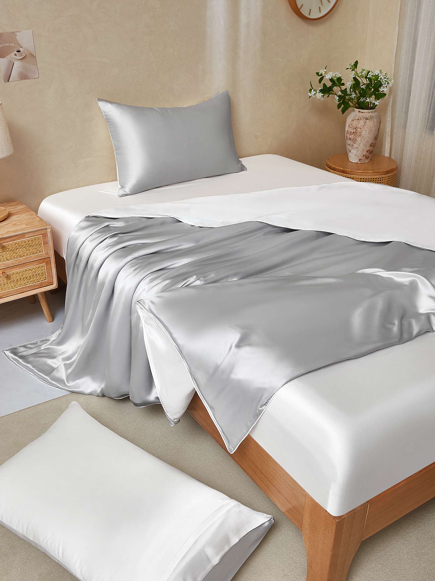 [LightGray+White] SilkSilky-AU 22Momme Pure Silk Bedding Set 001,