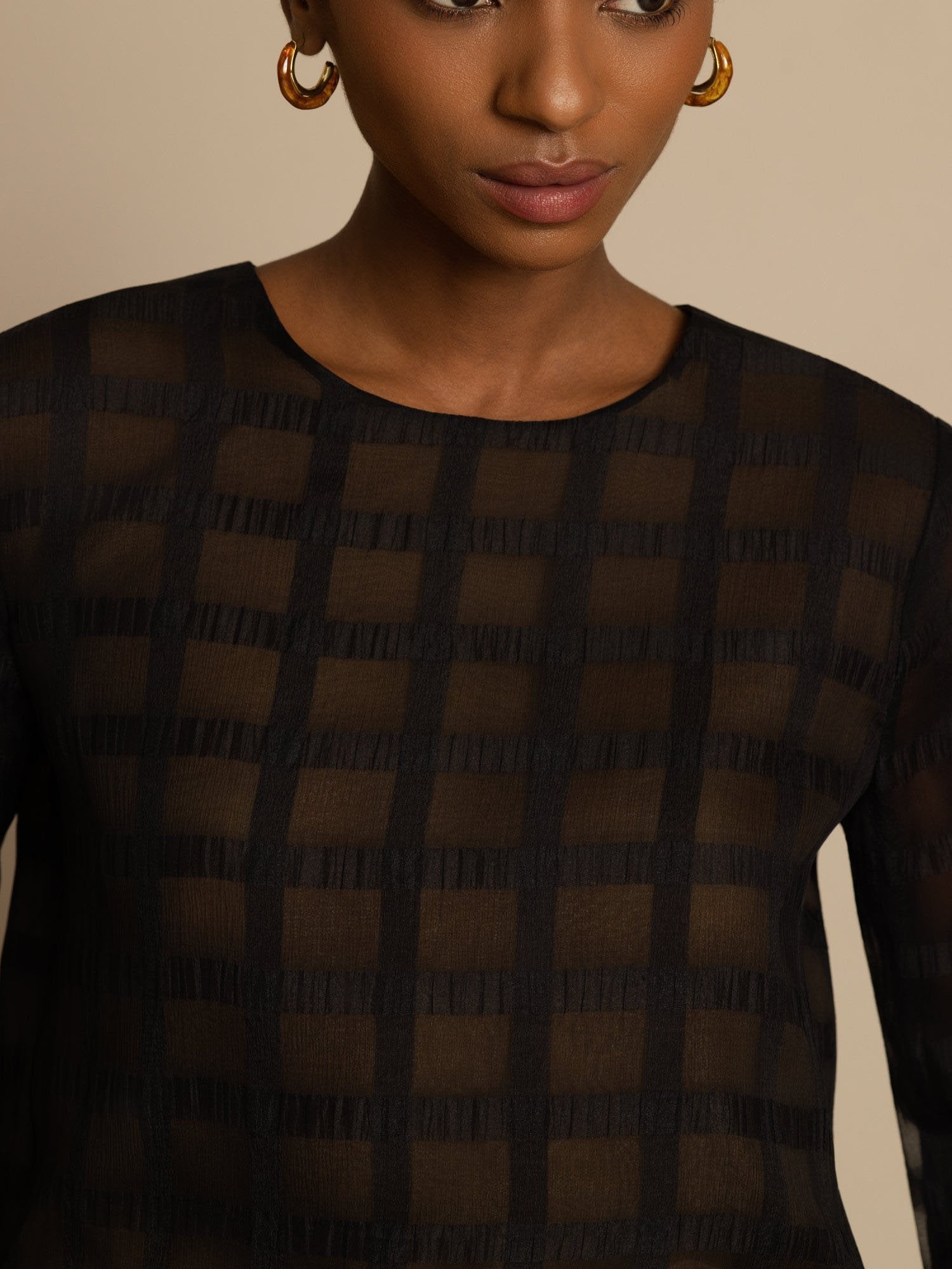 [Black] SilkSilky-AU Pure Silk Long Sleeve Round Neck Blouse 004