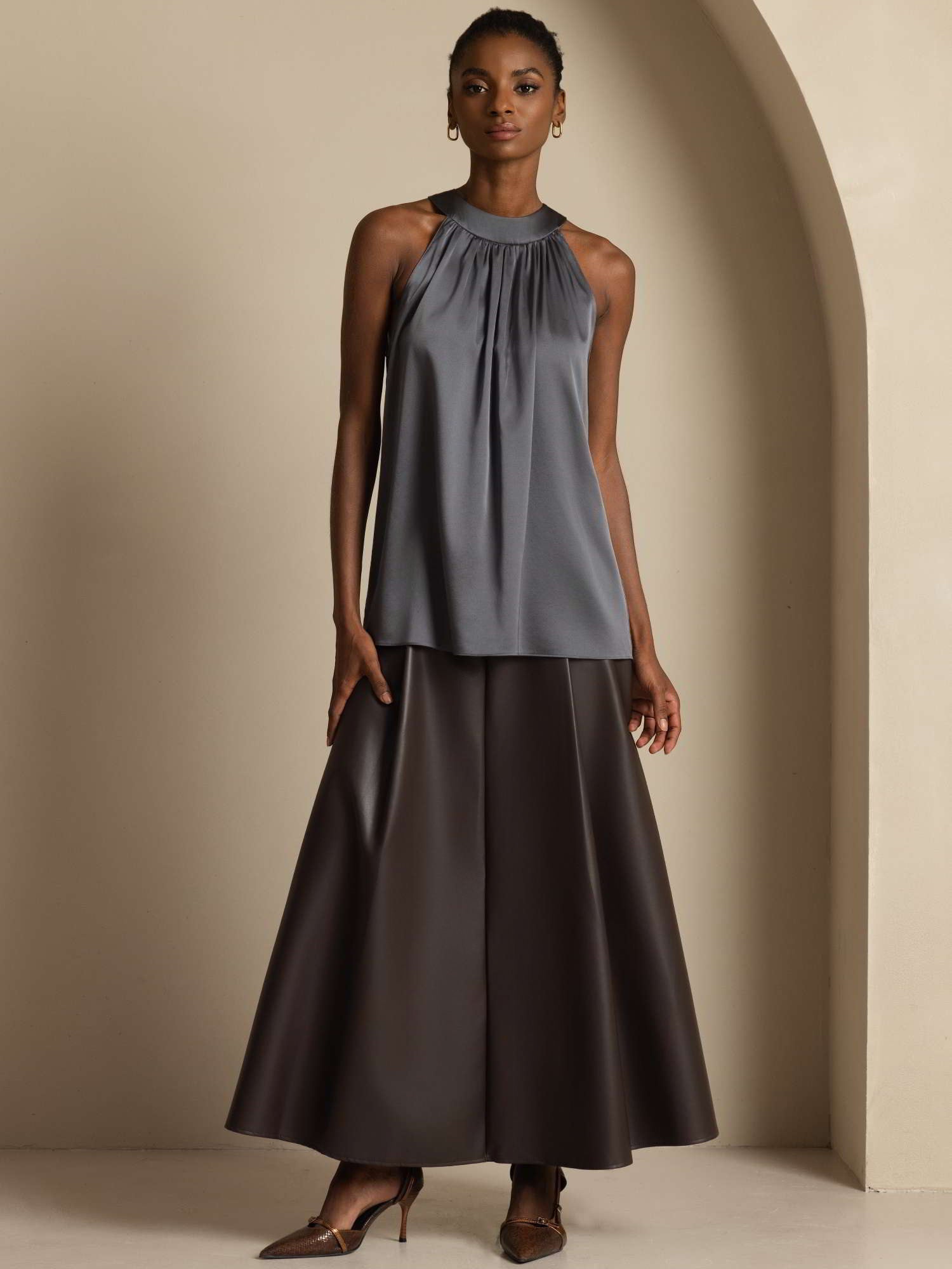 [Dark Gray] SilkSilky-AU 19Momme Silk Sleeveless Halter Neck Women's T-Shirt 005