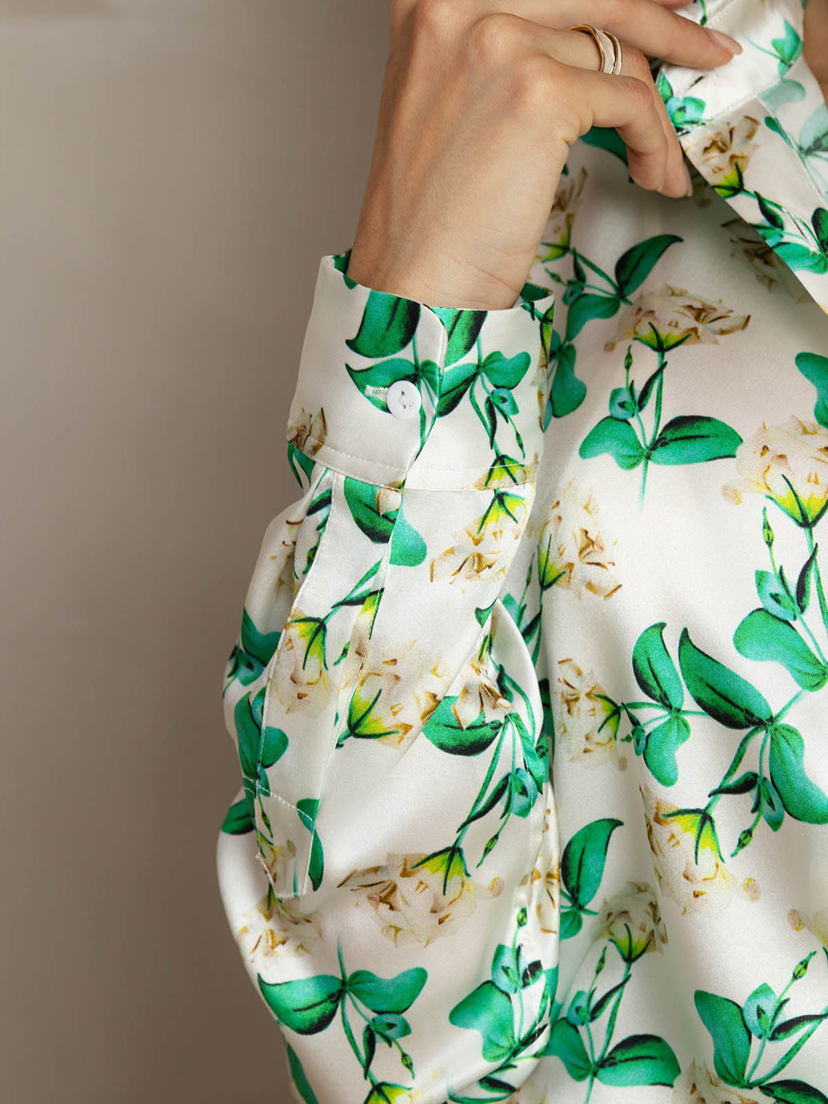 [Green Floral] SilkSilky-AU Silk Long Sleeve Lapel Collar Women's Shirt 003