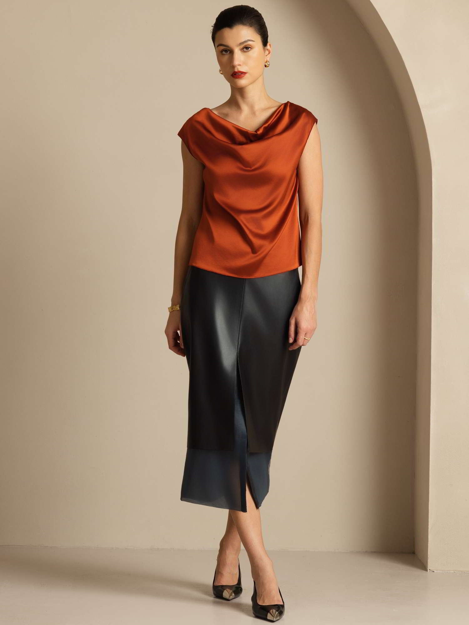 [Caramel] SilkSilky-AU 19Momme Silk Sleeveless Cowl Neck Women's T-Shirt 007