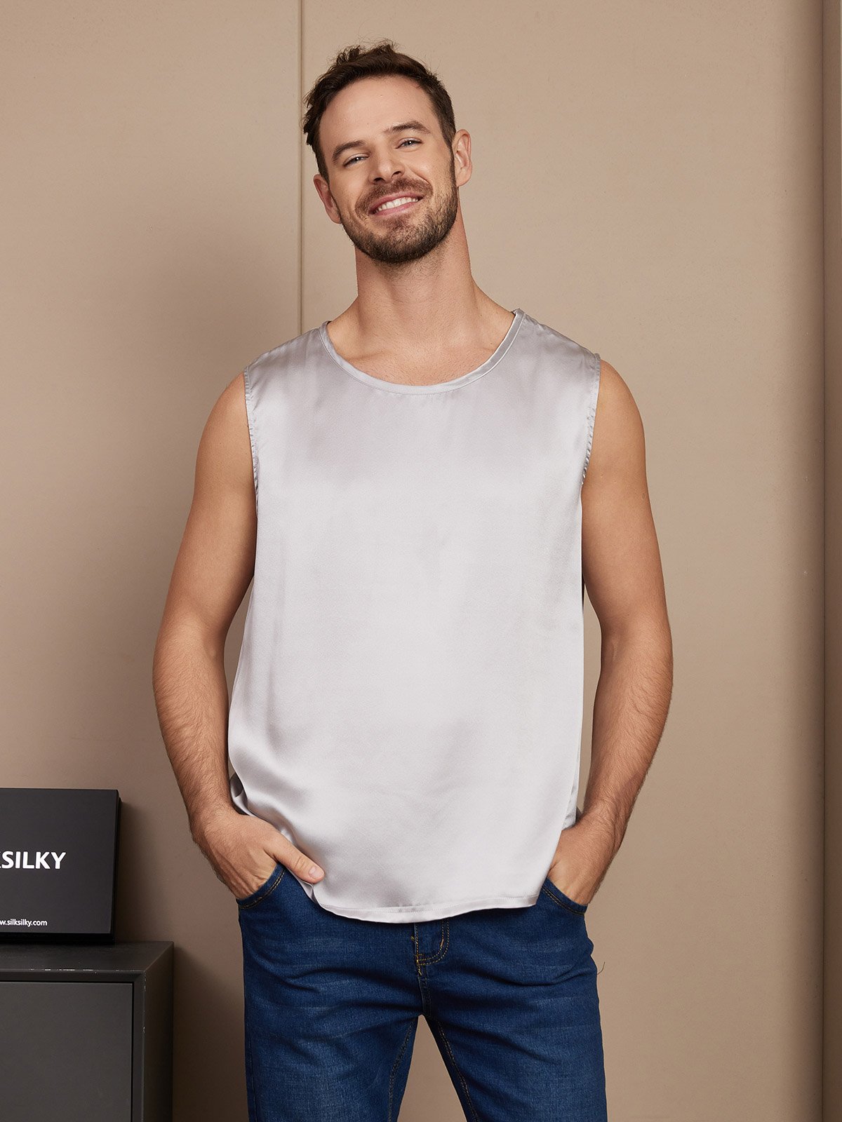 SilkSilky AU Pure Silk Sleeveless Mens T Shirt Silver 001