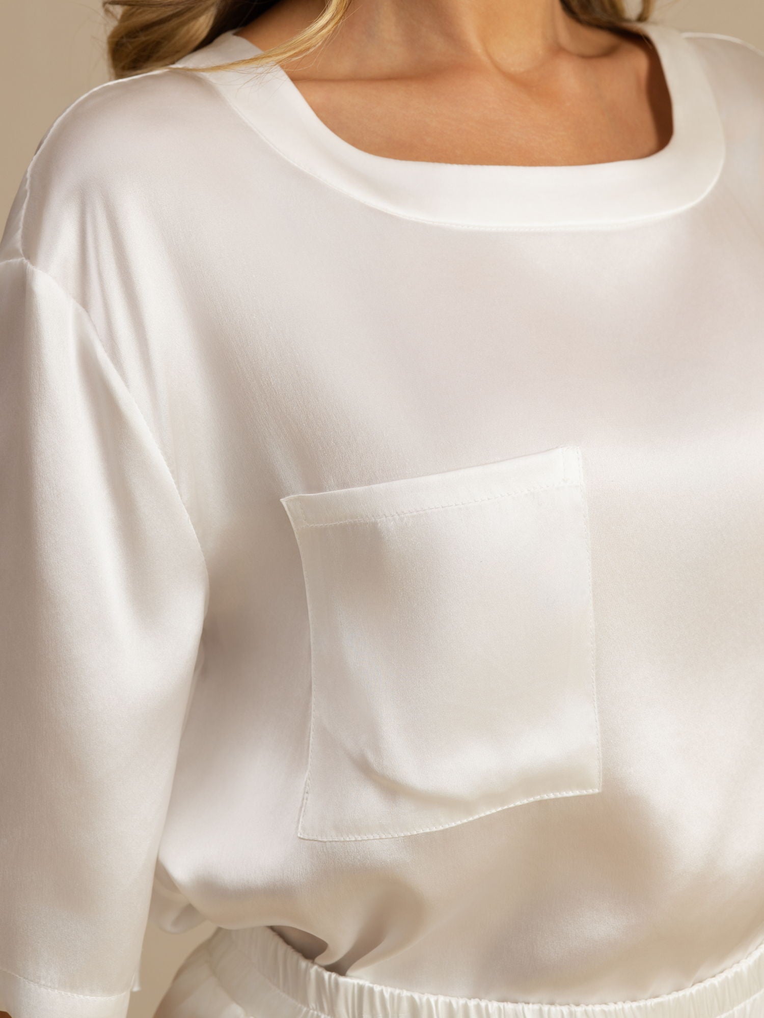 [White] SilkSilky-AU Short Sleeve Round Neck Women's Pyjamas 004