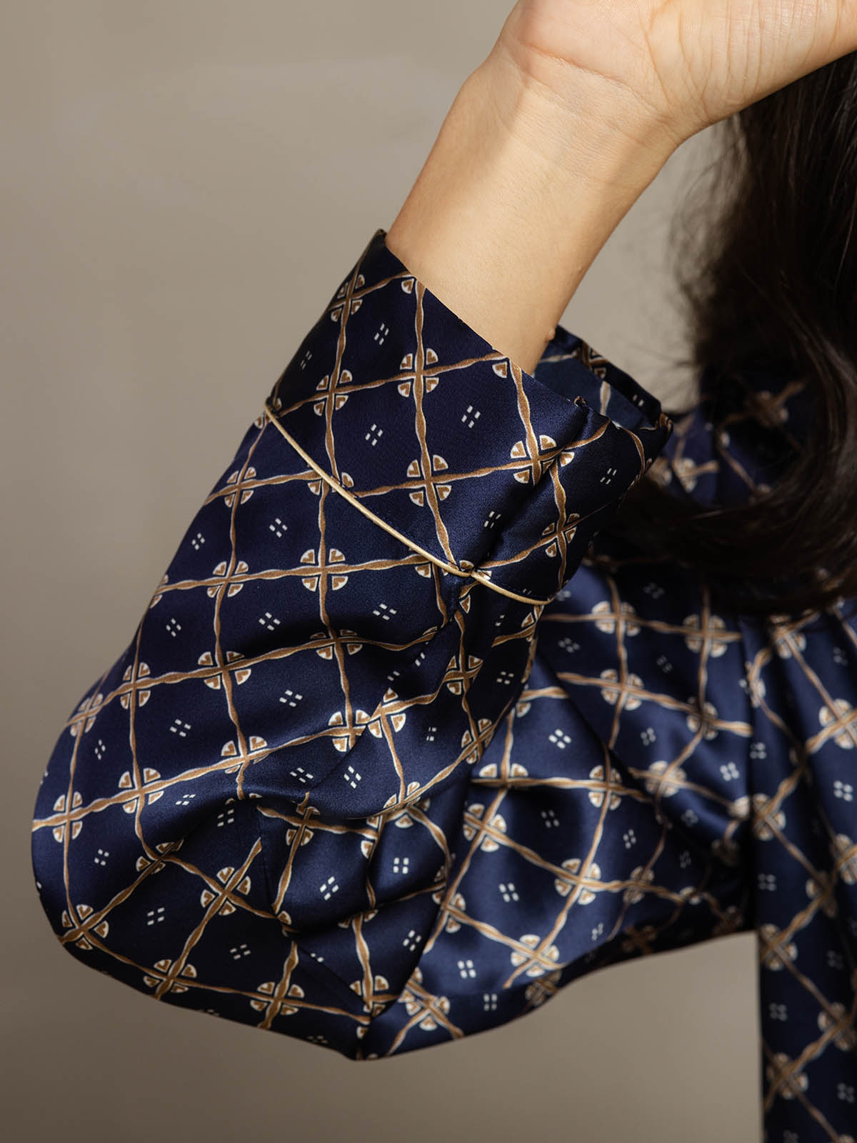 [Navy Chain] SilkSilky-AU Pure Silk Womens Pajamas 007