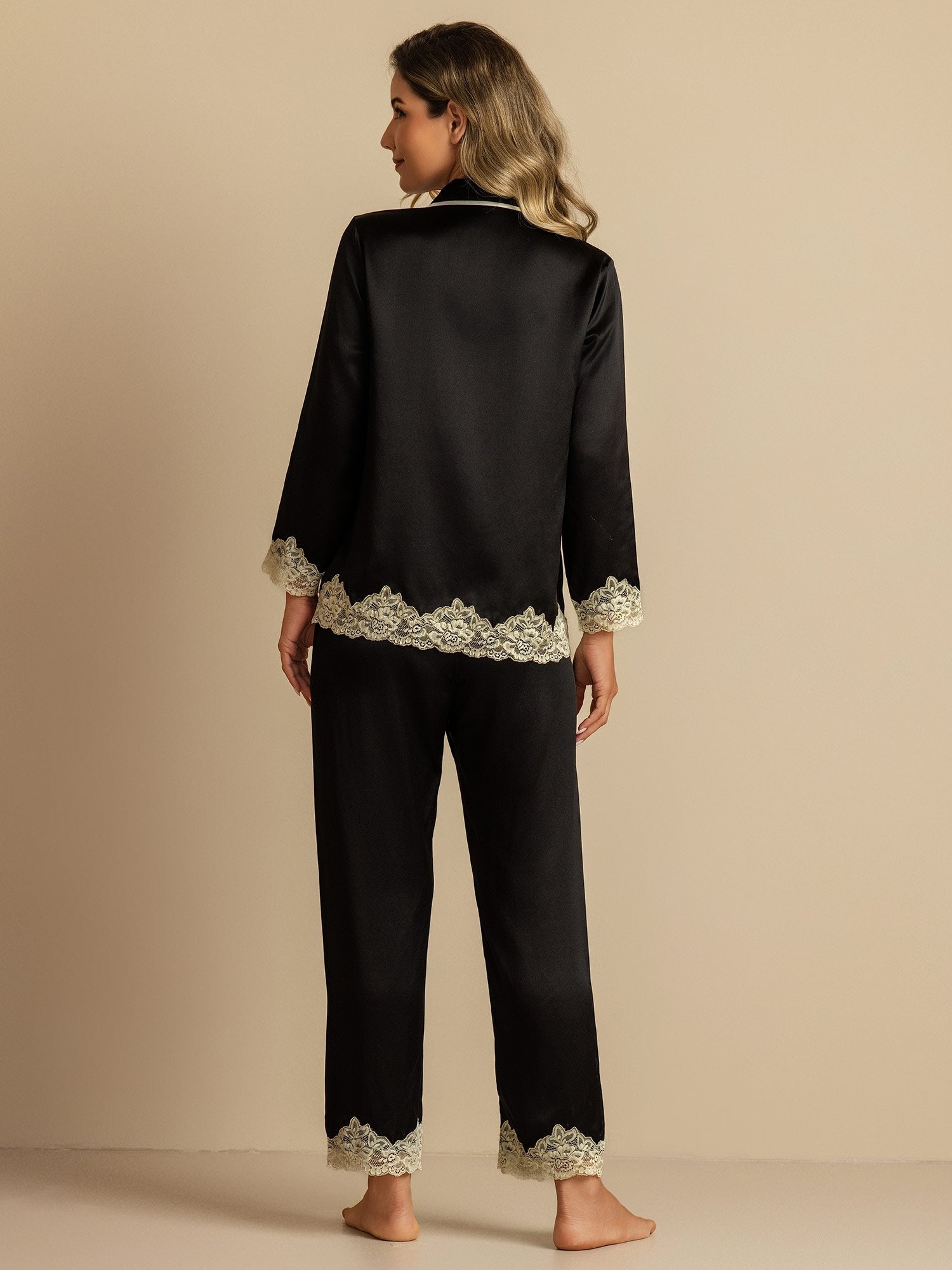 [Black] SilkSilky-AU Pure Silk Womens Pajamas 002