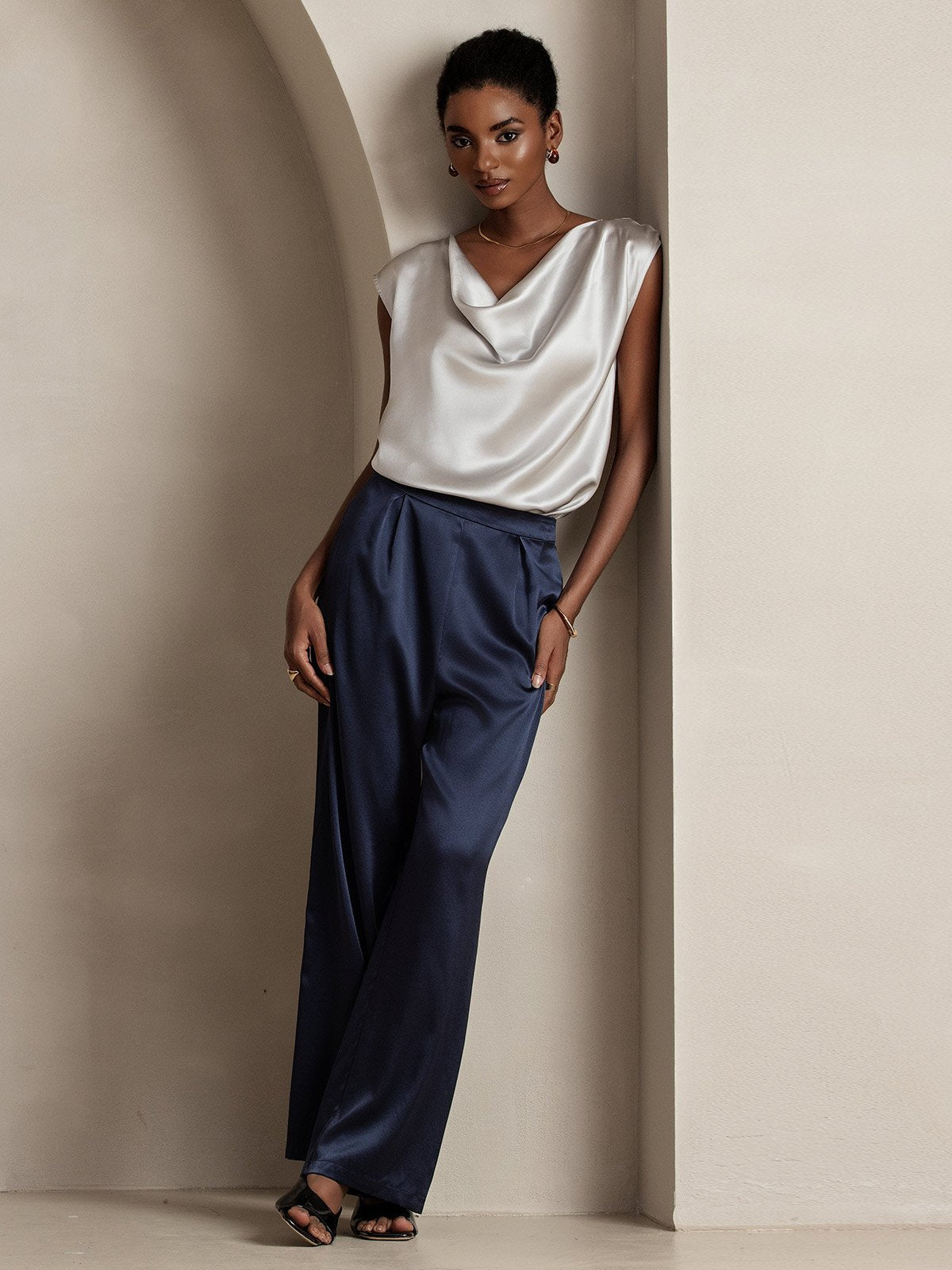 [Light Gray] SilkSilky-AU 19Momme Silk Sleeveless Cowl Neck Women's T-Shirt 006