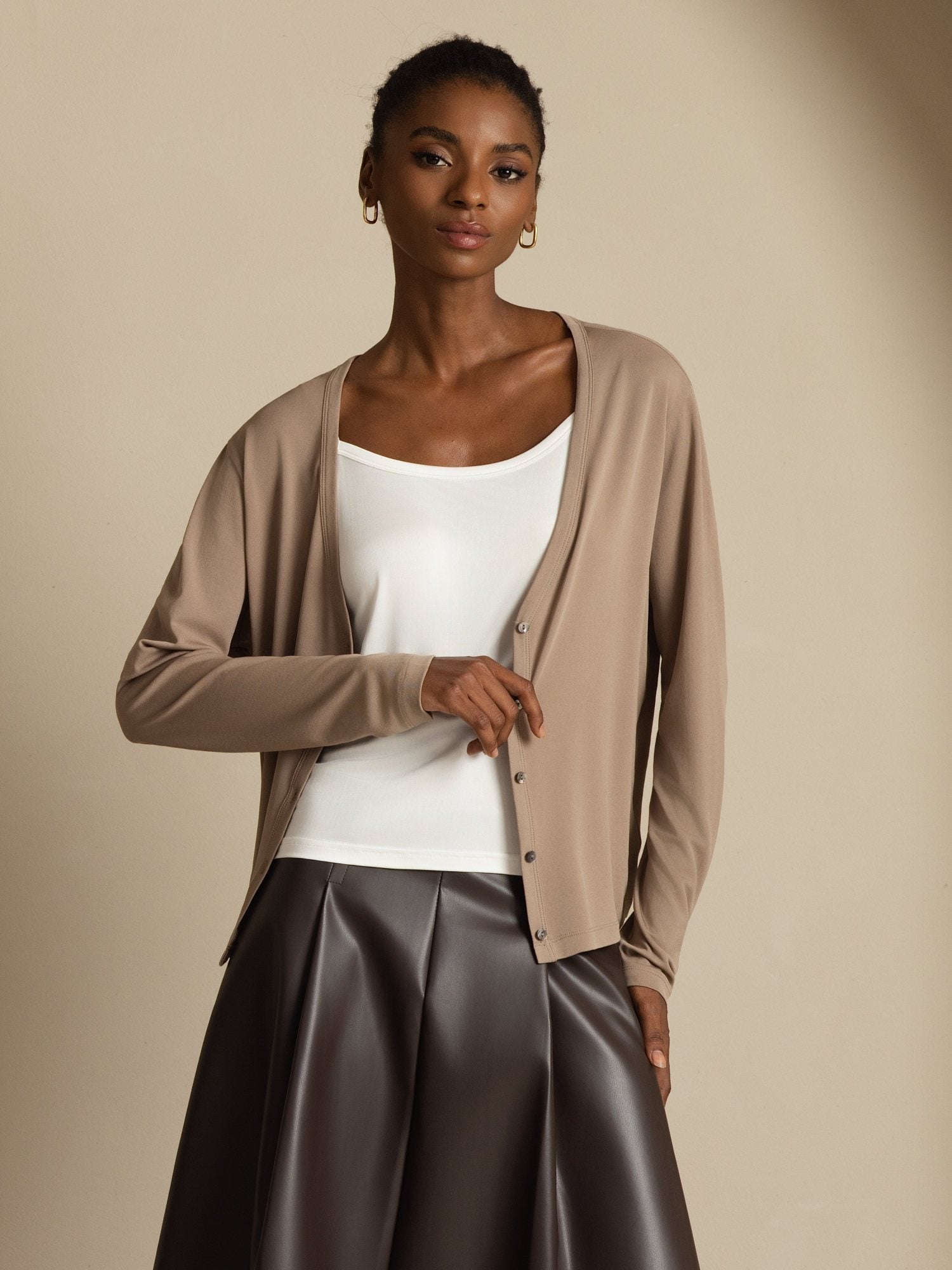 [Tan] SilkSilky-AU 19Momme 100% High-Twist Silk Jersey Long Sleeve V Neck Women's Cardigan 004