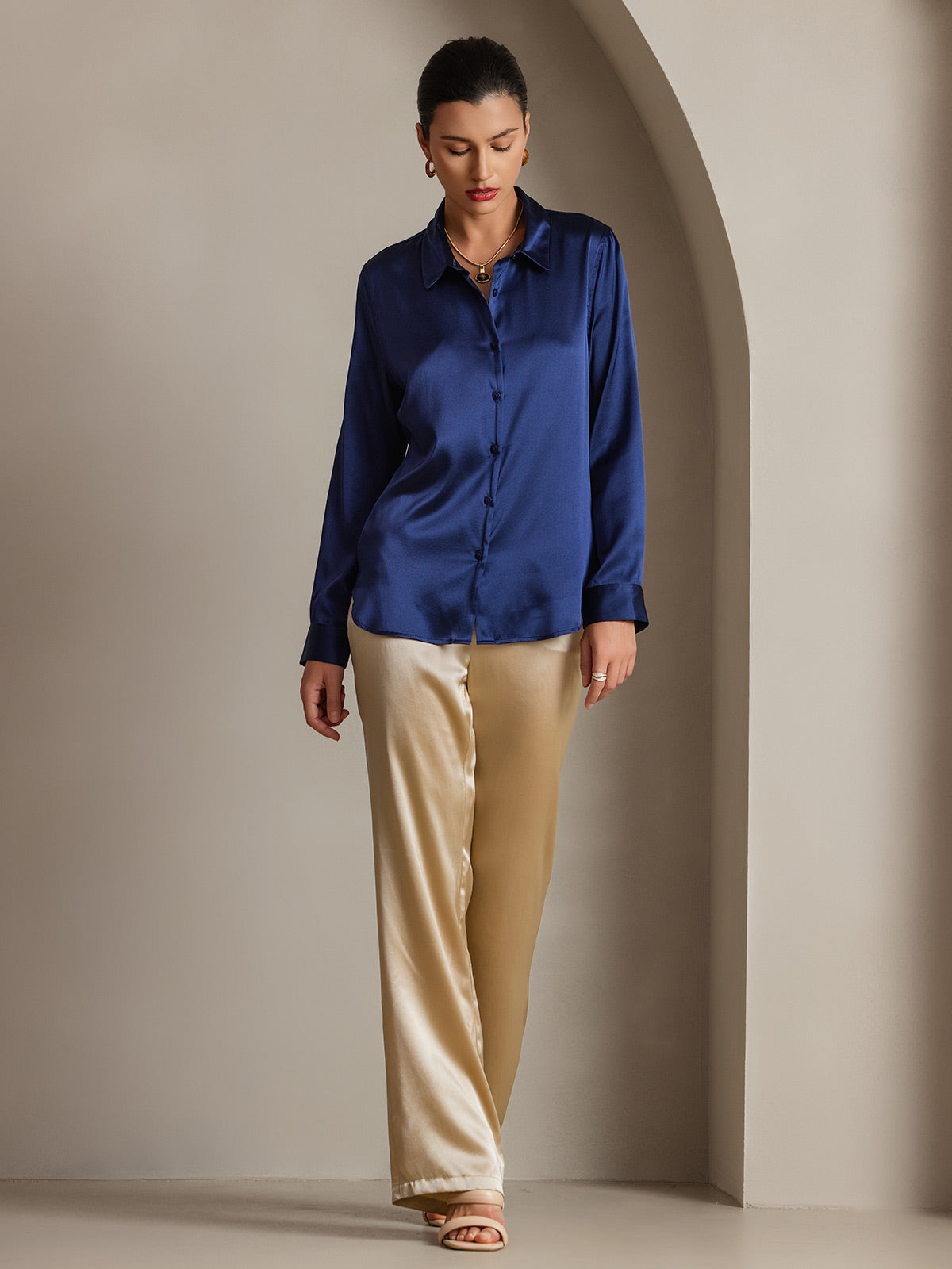 19Momme Silk Long Sleeve Lapel Collar Women's Shirt with Button Up Design