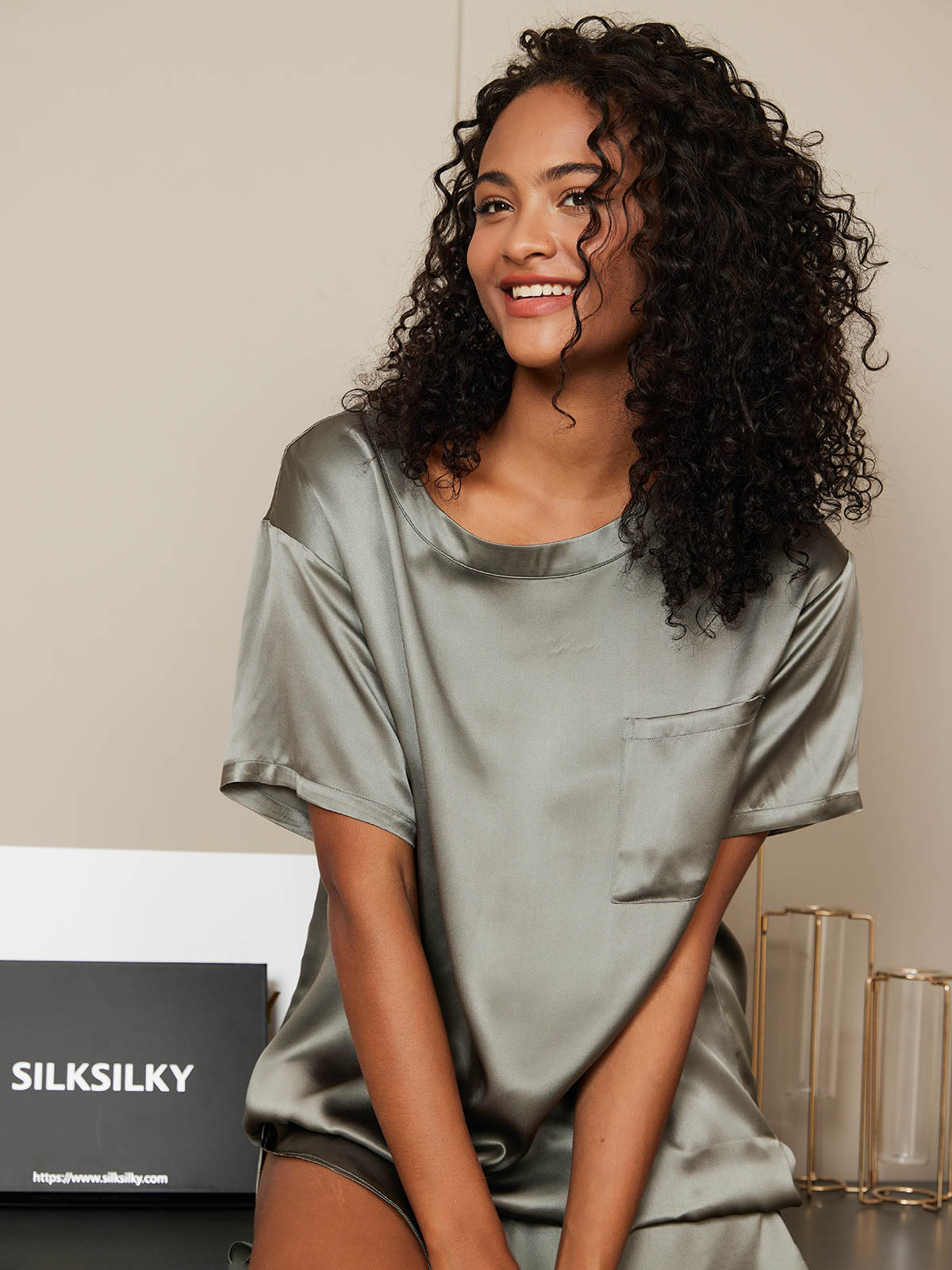 SilkSilky-AU Pure Silk Short Sleeve Round Neck Women's Pyjamas GrayishGreen 006