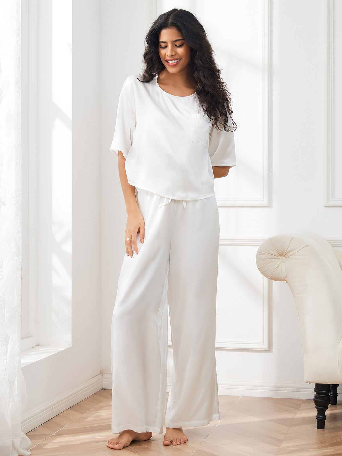 SilkSilky AU Pure Silk Half Sleeve Round Neck Women's Pyjamas White 003