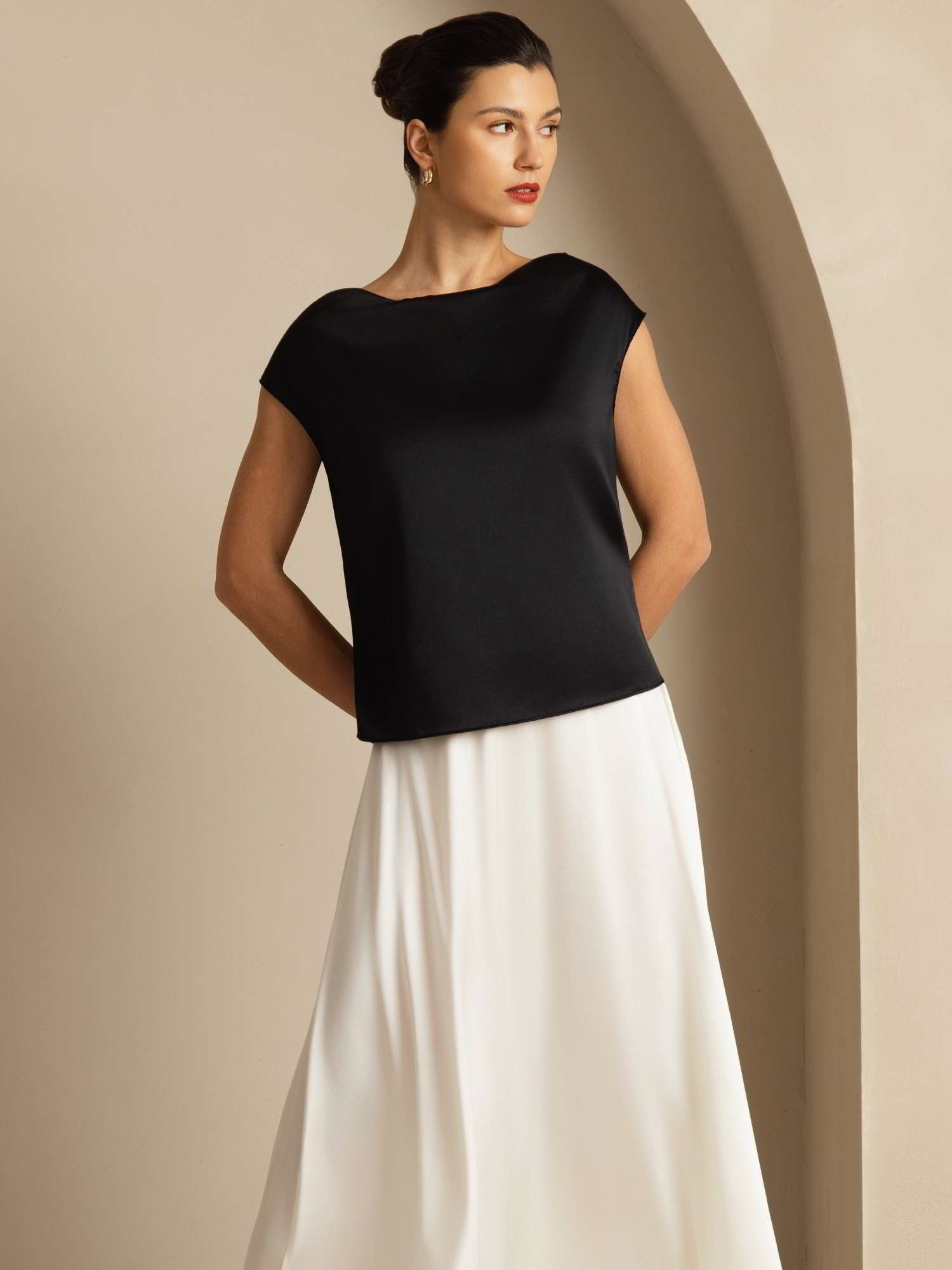 [Black] SilkSilky-AU 19Momme Silk Sleeveless Cowl Neck Women's T-Shirt 008