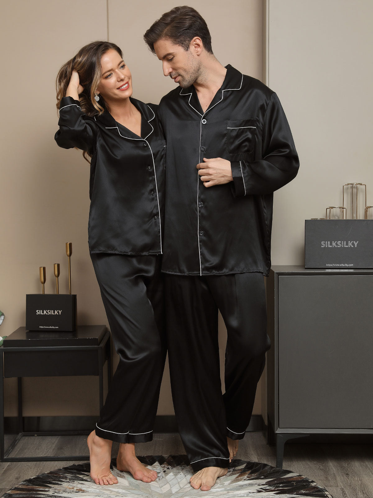 SilkSilky AU Pure Silk Long Sleeve Couple Black 002