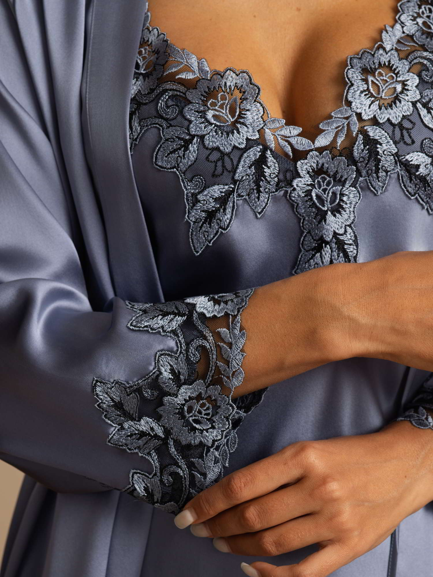 [Steel Blue] SilkSilky-AU Pure Silk 3/4 Sleeve V Neck Women's Pyjamas 004