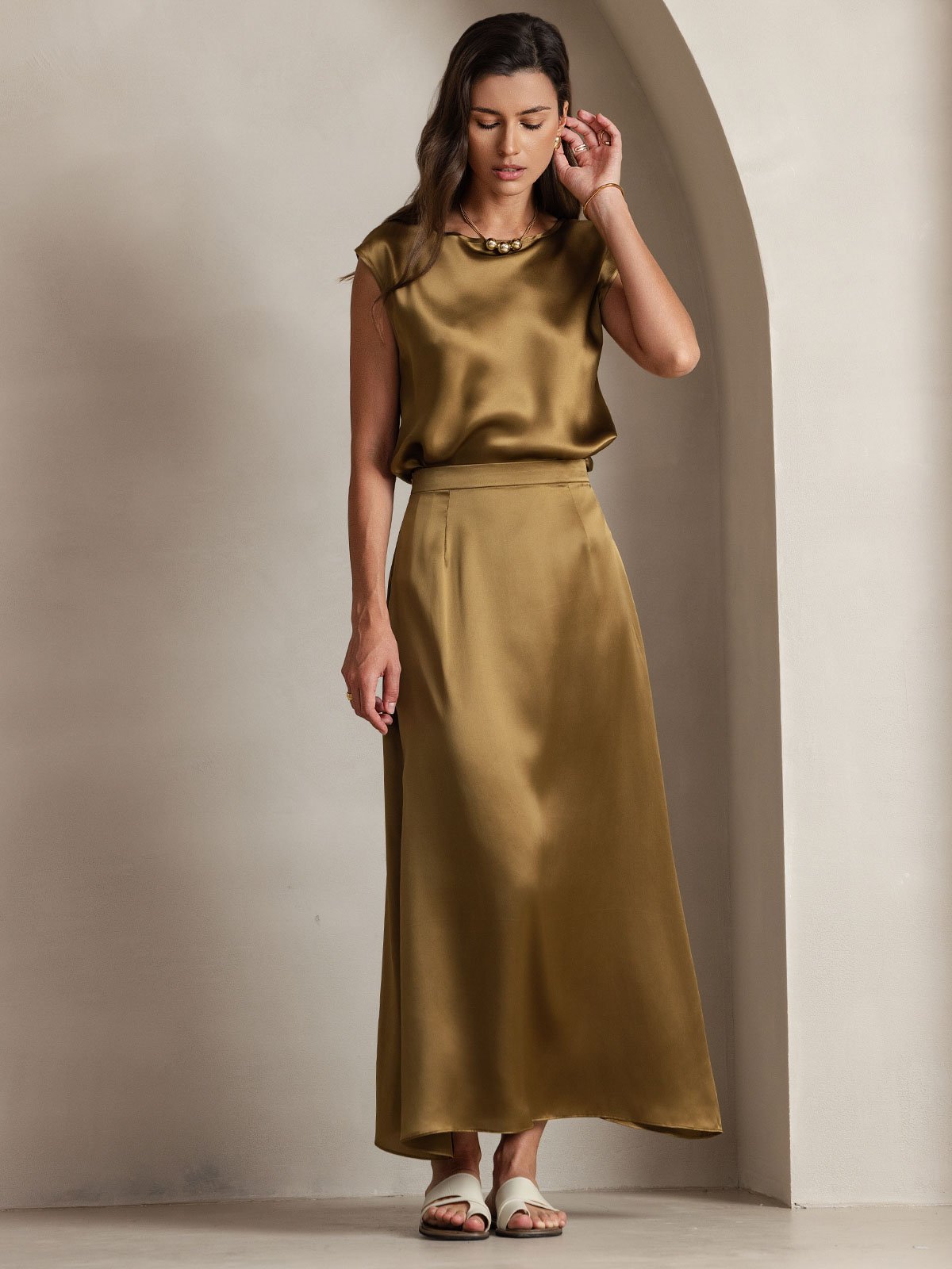 [Brown] SilkSilky-AU 19Momme Stretch Silk Charmeuse Cap Sleeve Round Neck Women's T-Shirt 008