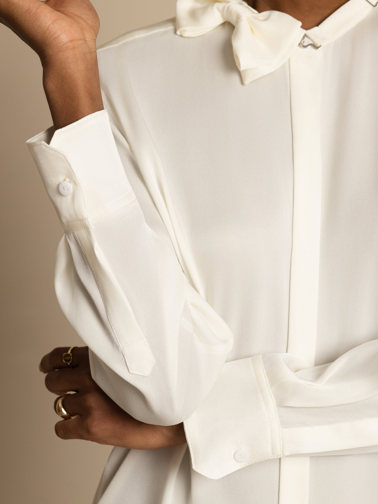 [White] SilkSilky-AU 19Momme Stretch Silk Double Georgette Long Sleeve Stand Collar Blouse 005